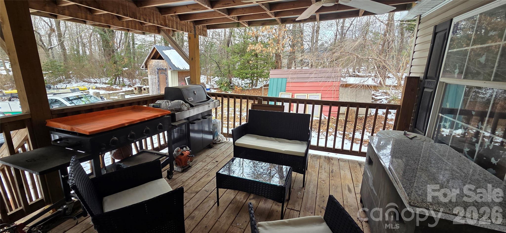 85 Vance Avenue — Black Mountain