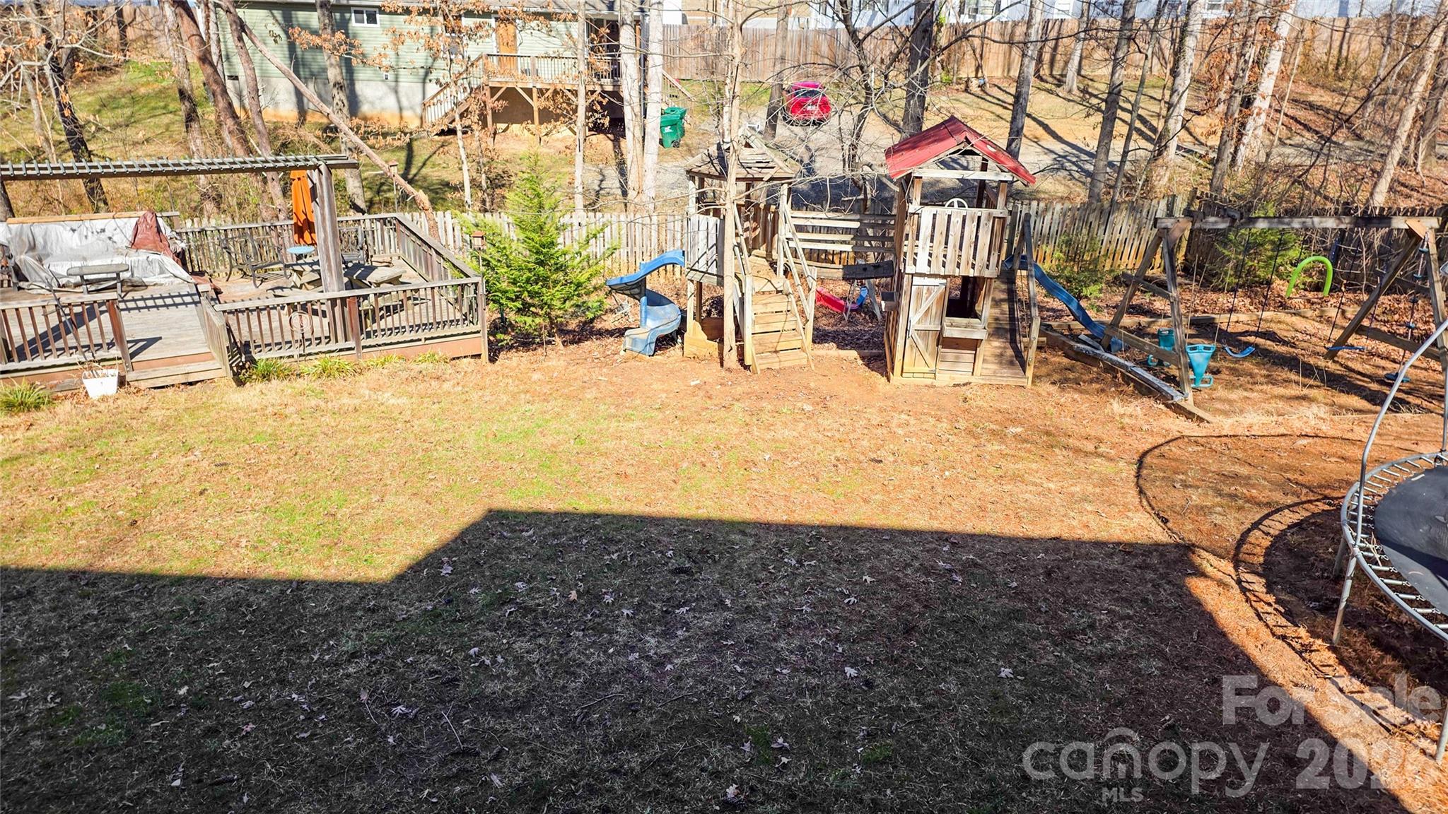28 Sweetbriar Court — Asheville