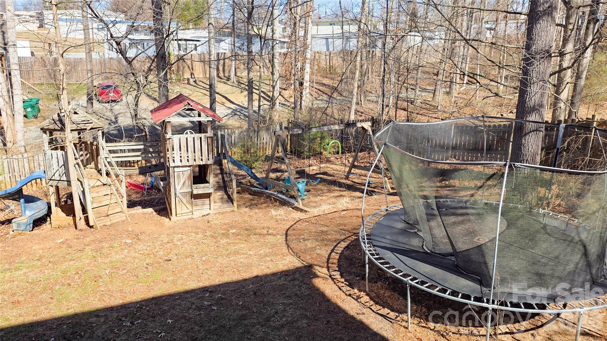 28 Sweetbriar Court — Asheville