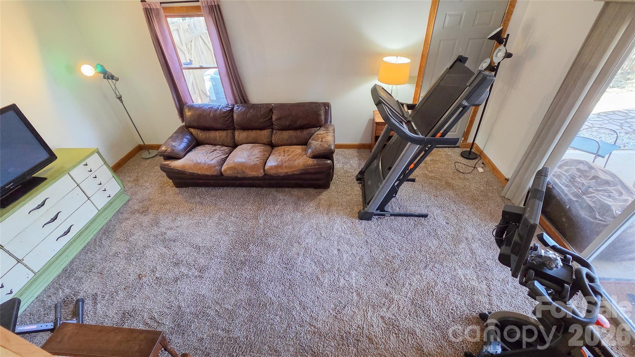 28 Sweetbriar Court — Asheville