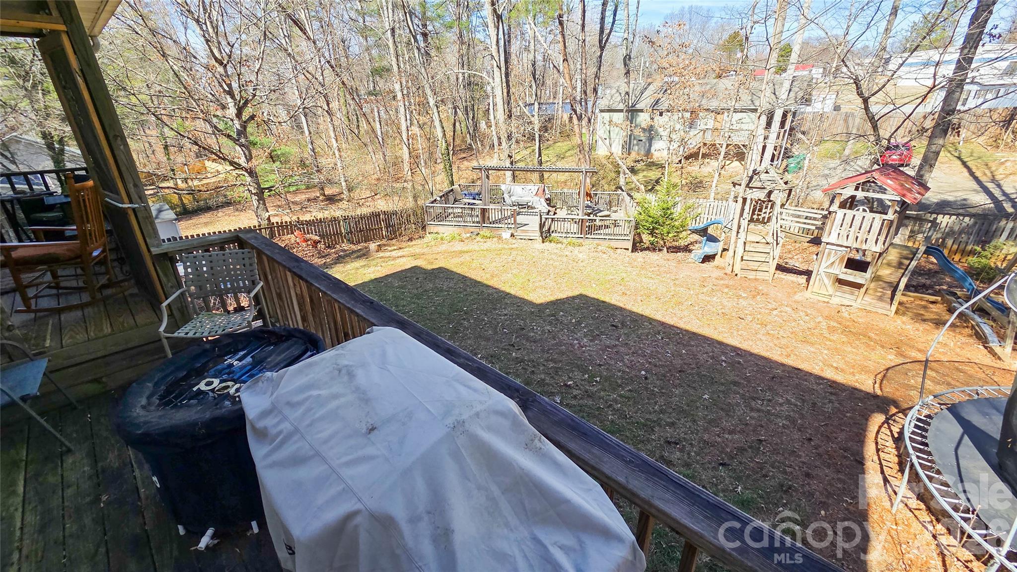 28 Sweetbriar Court — Asheville