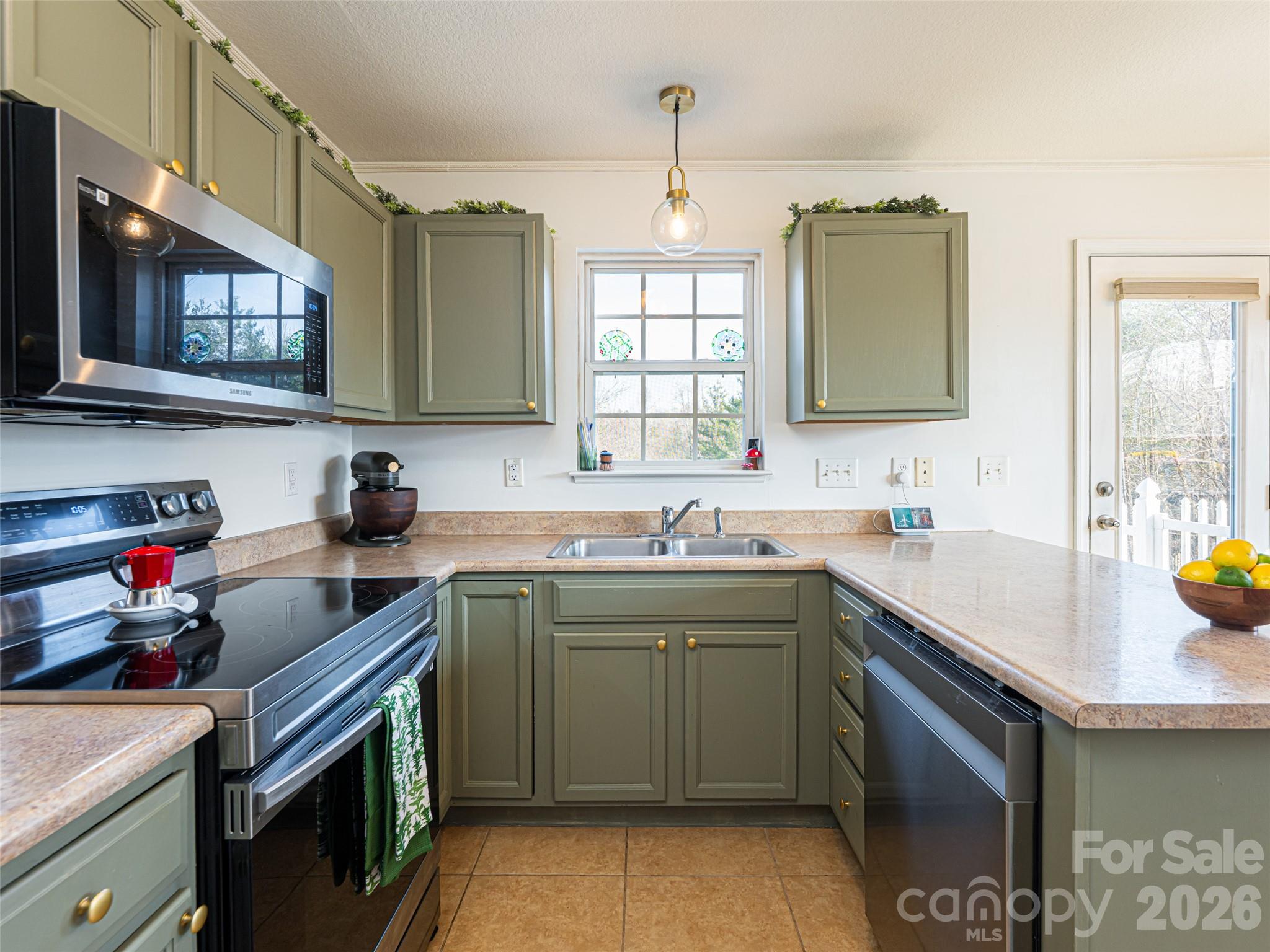 93 Sunny Meadows Boulevard — Arden