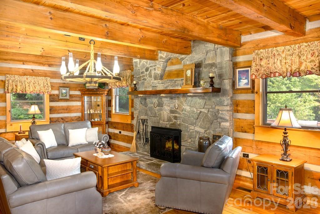 83 Daybreak Ridge — Sylva