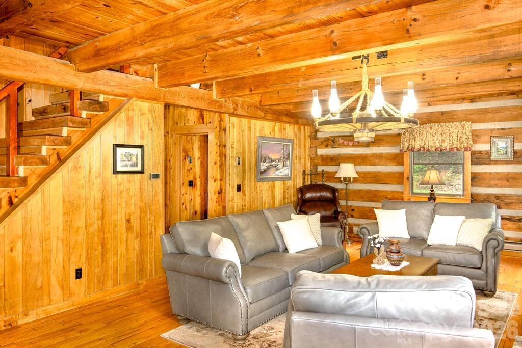 83 Daybreak Ridge — Sylva
