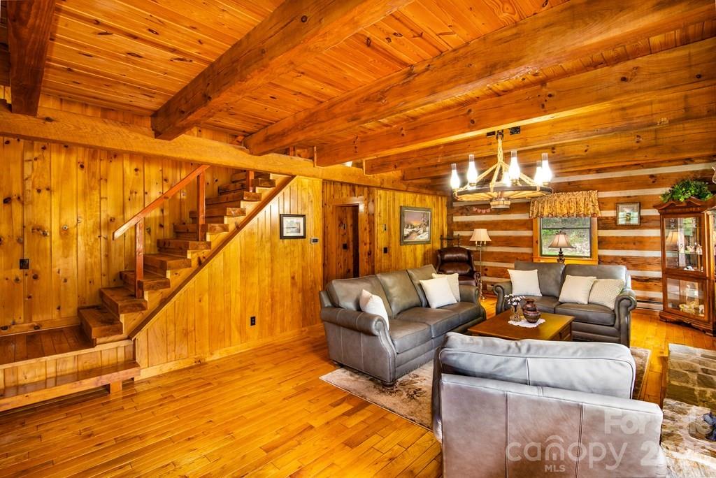 83 Daybreak Ridge — Sylva