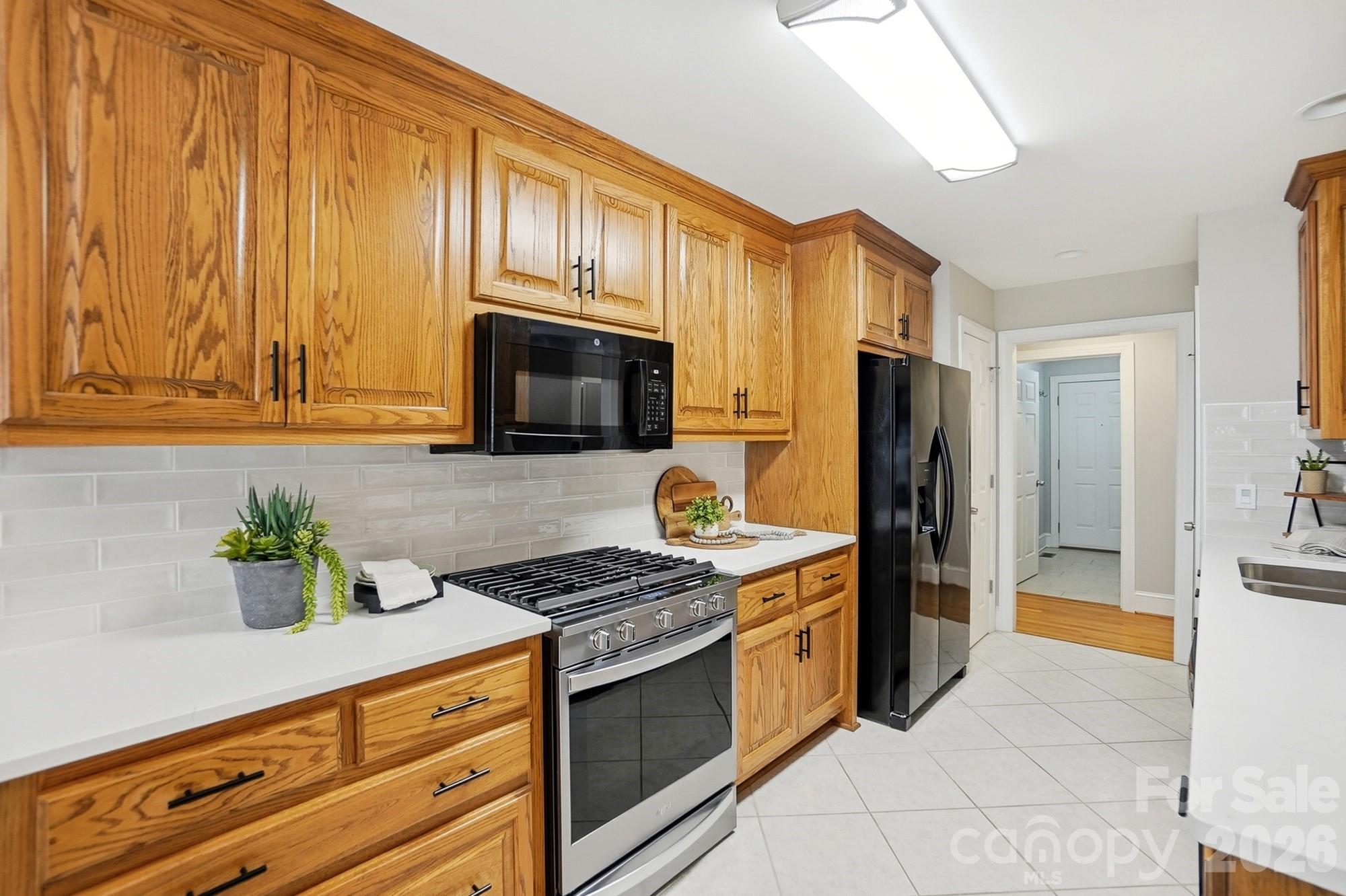 6104 Charity Drive — Marshville