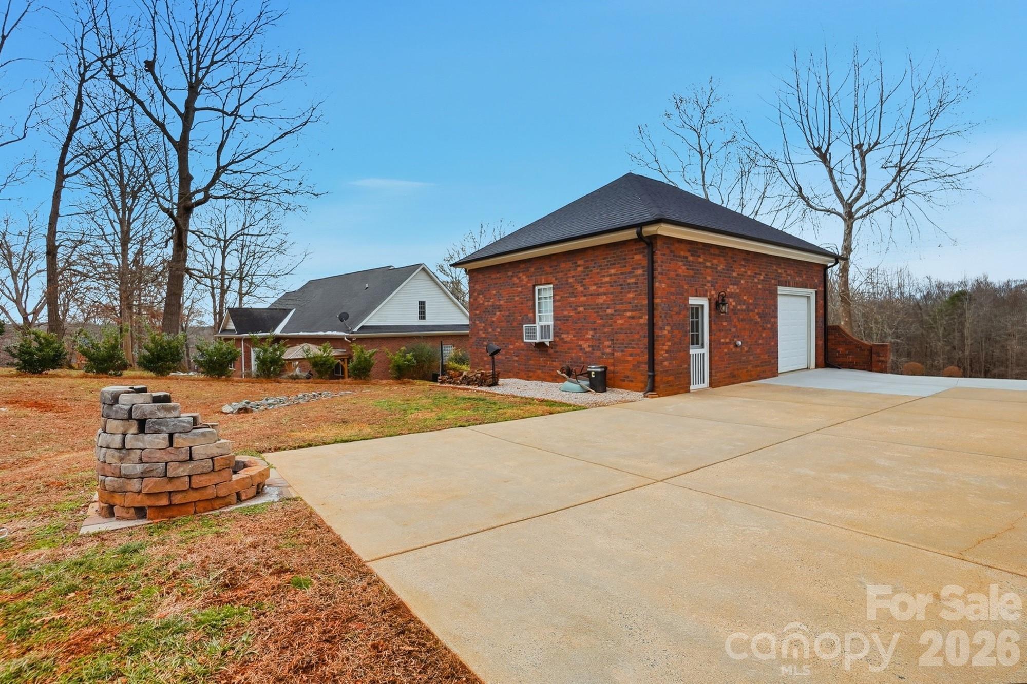 6104 Charity Drive — Marshville