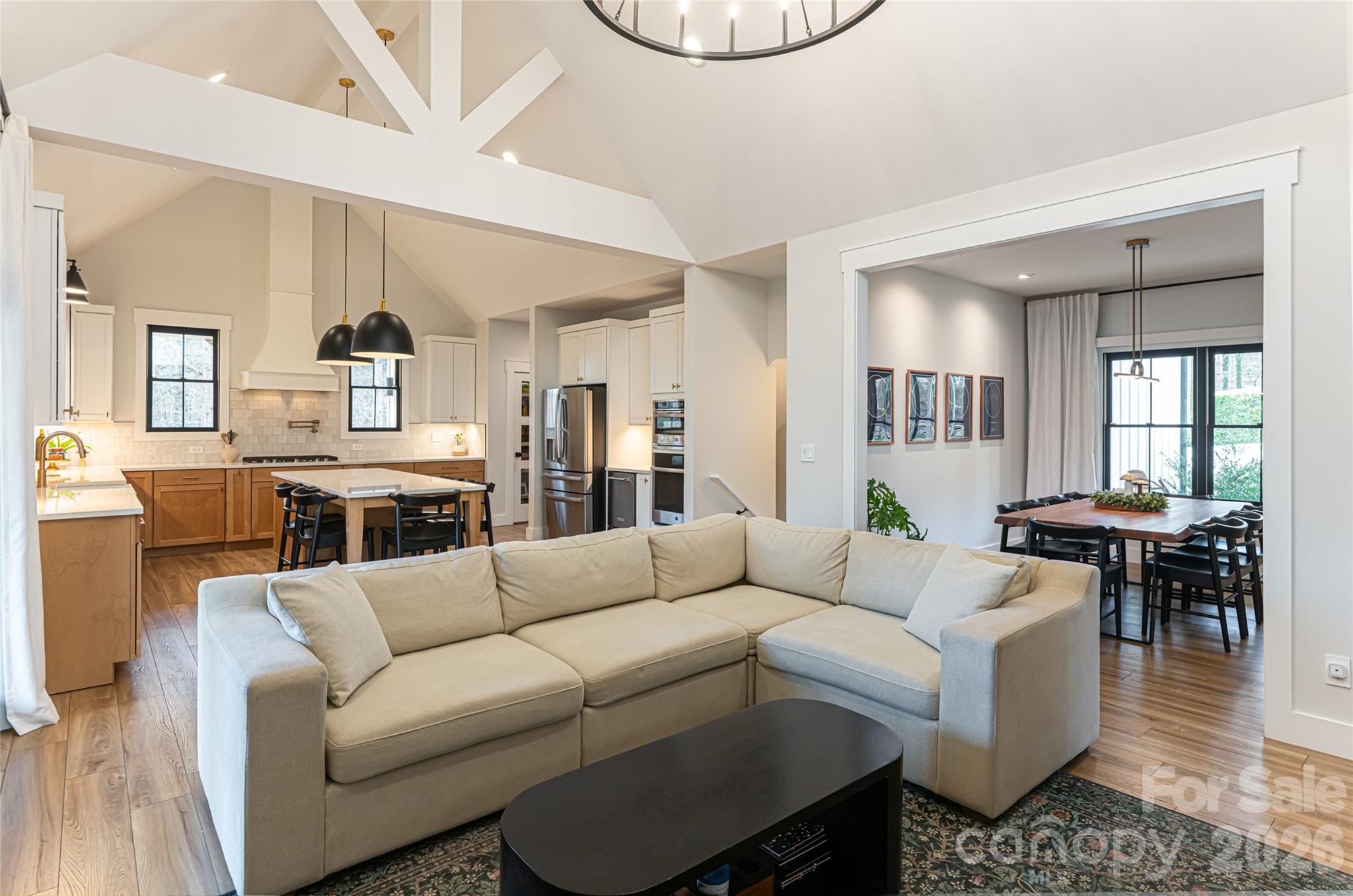 13 Cambridge Drive — Candler