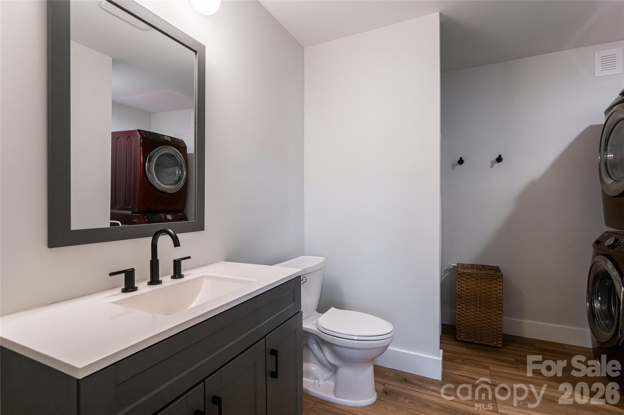 13 Cambridge Drive — Candler