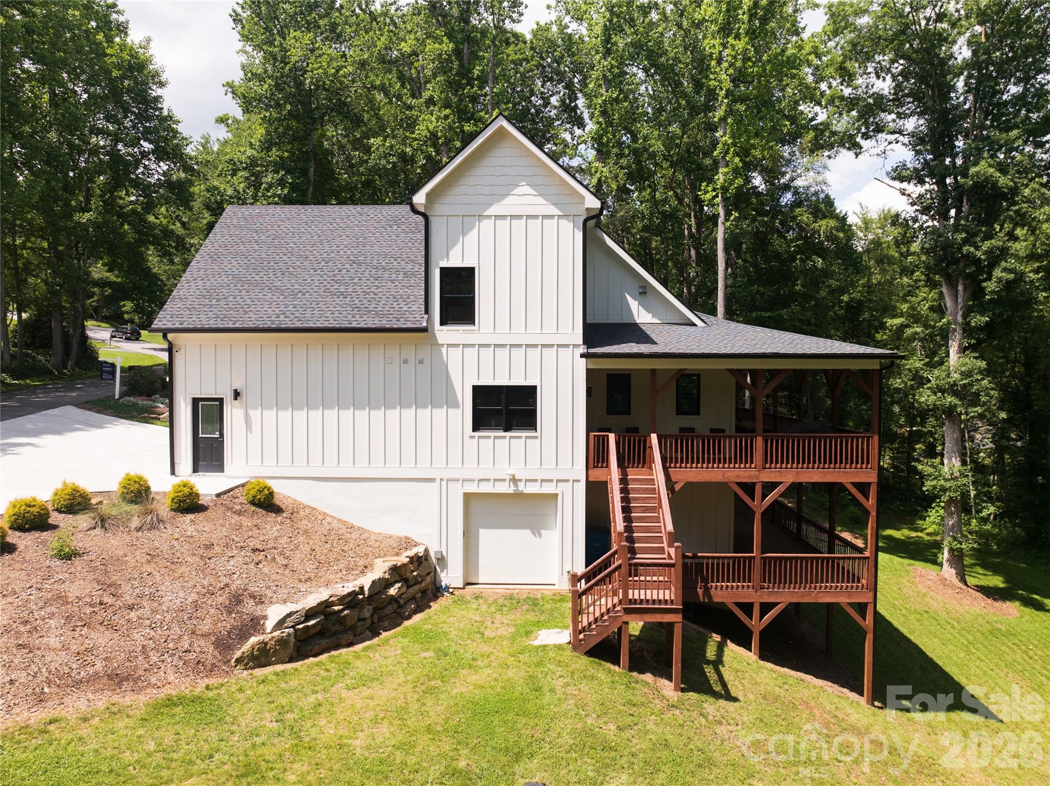 13 Cambridge Drive — Candler