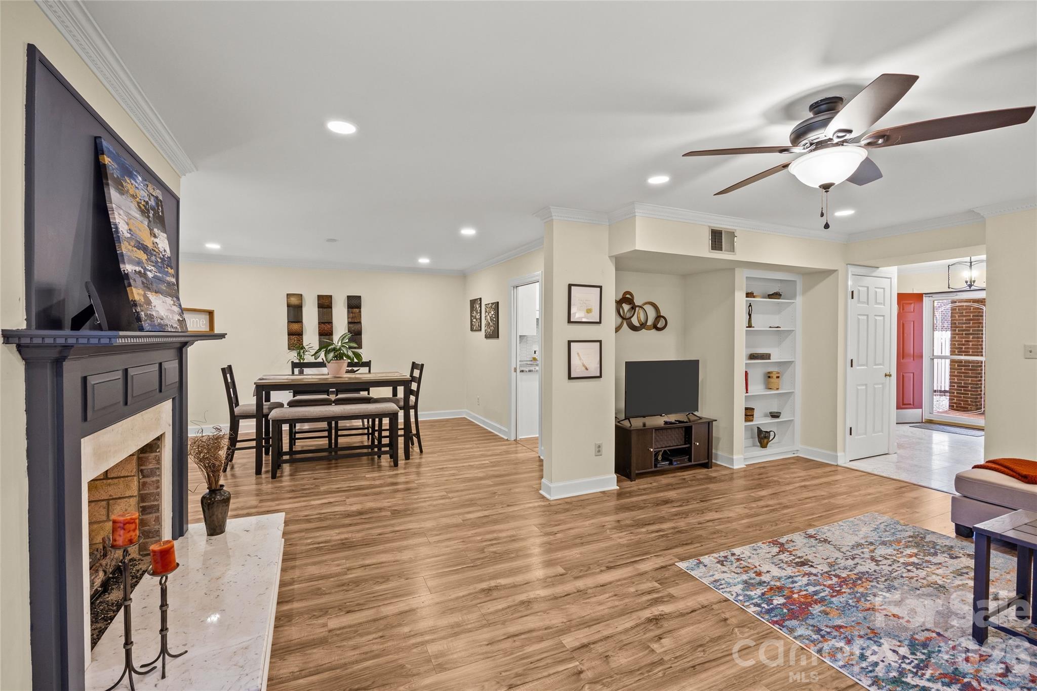 806 Colony Oaks Drive #B — Monroe
