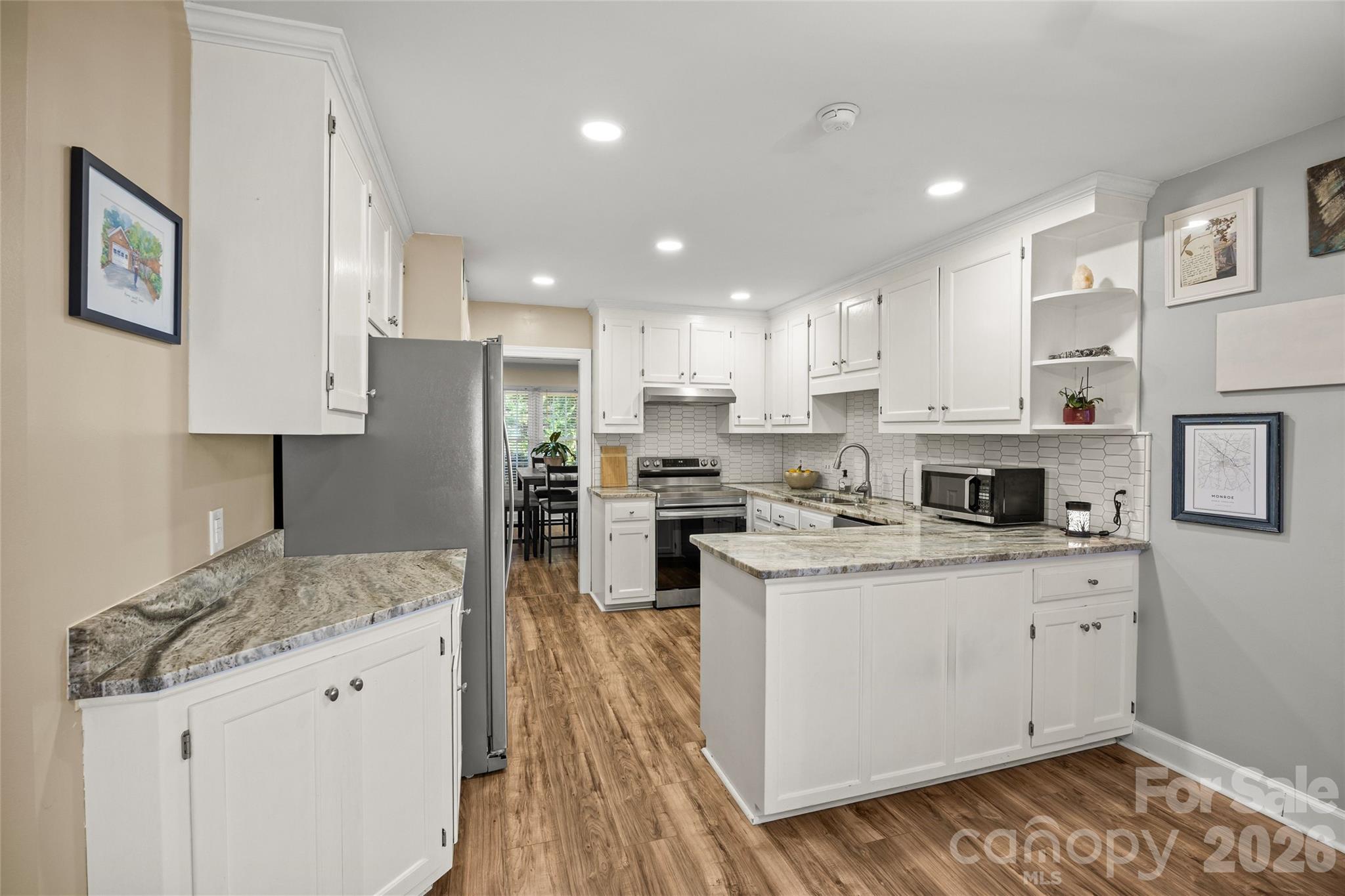 806 Colony Oaks Drive #B — Monroe