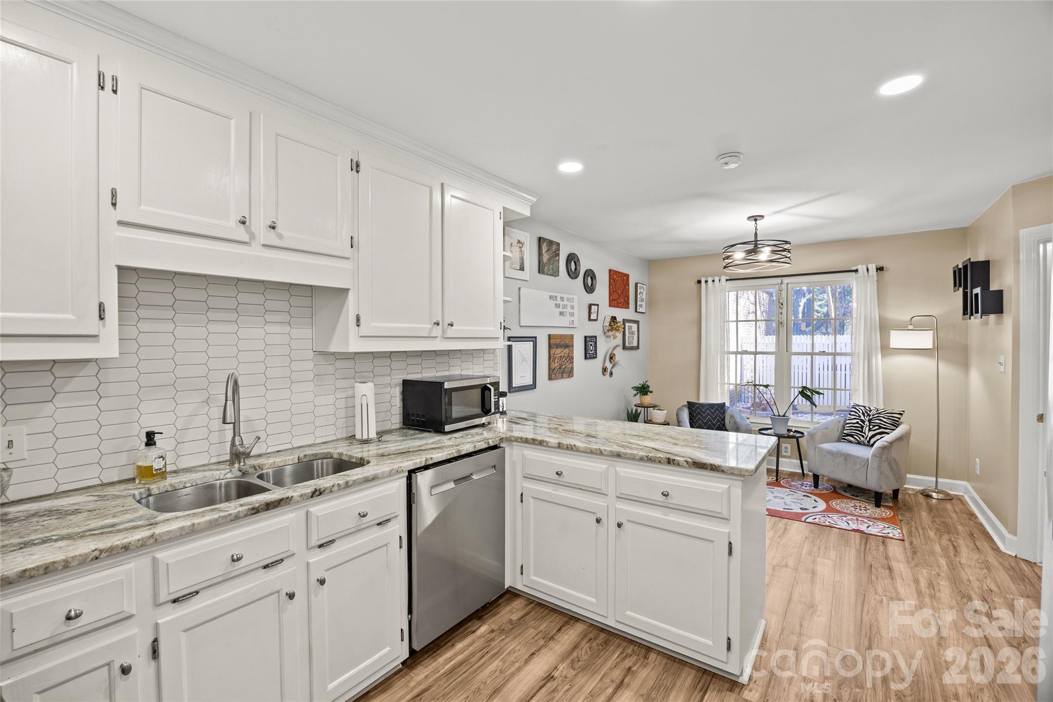 806 Colony Oaks Drive #B — Monroe