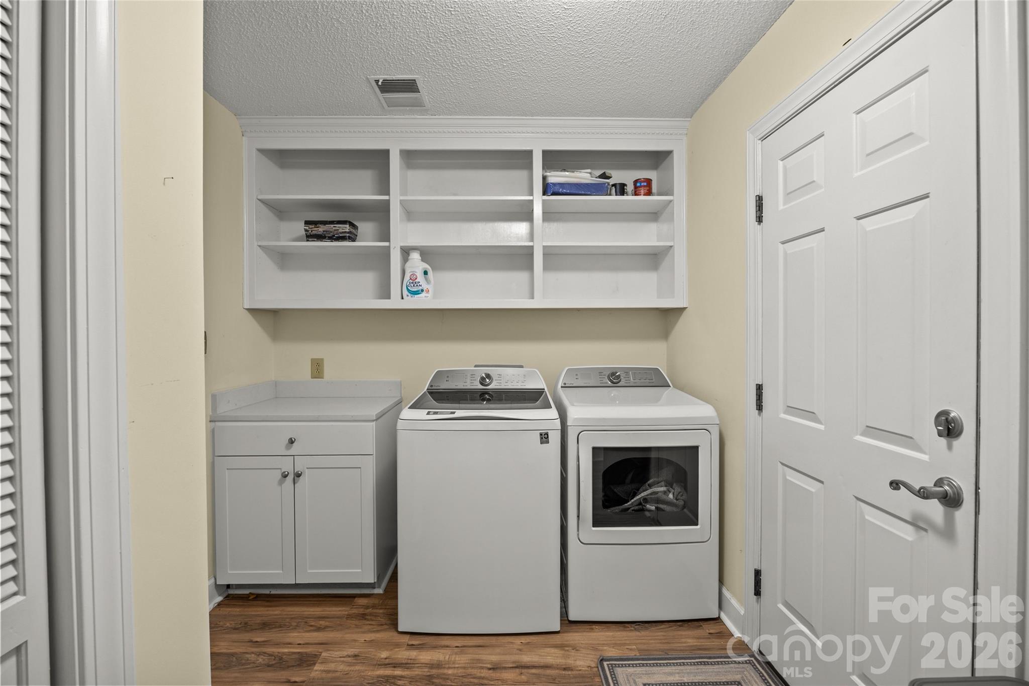 806 Colony Oaks Drive #B — Monroe