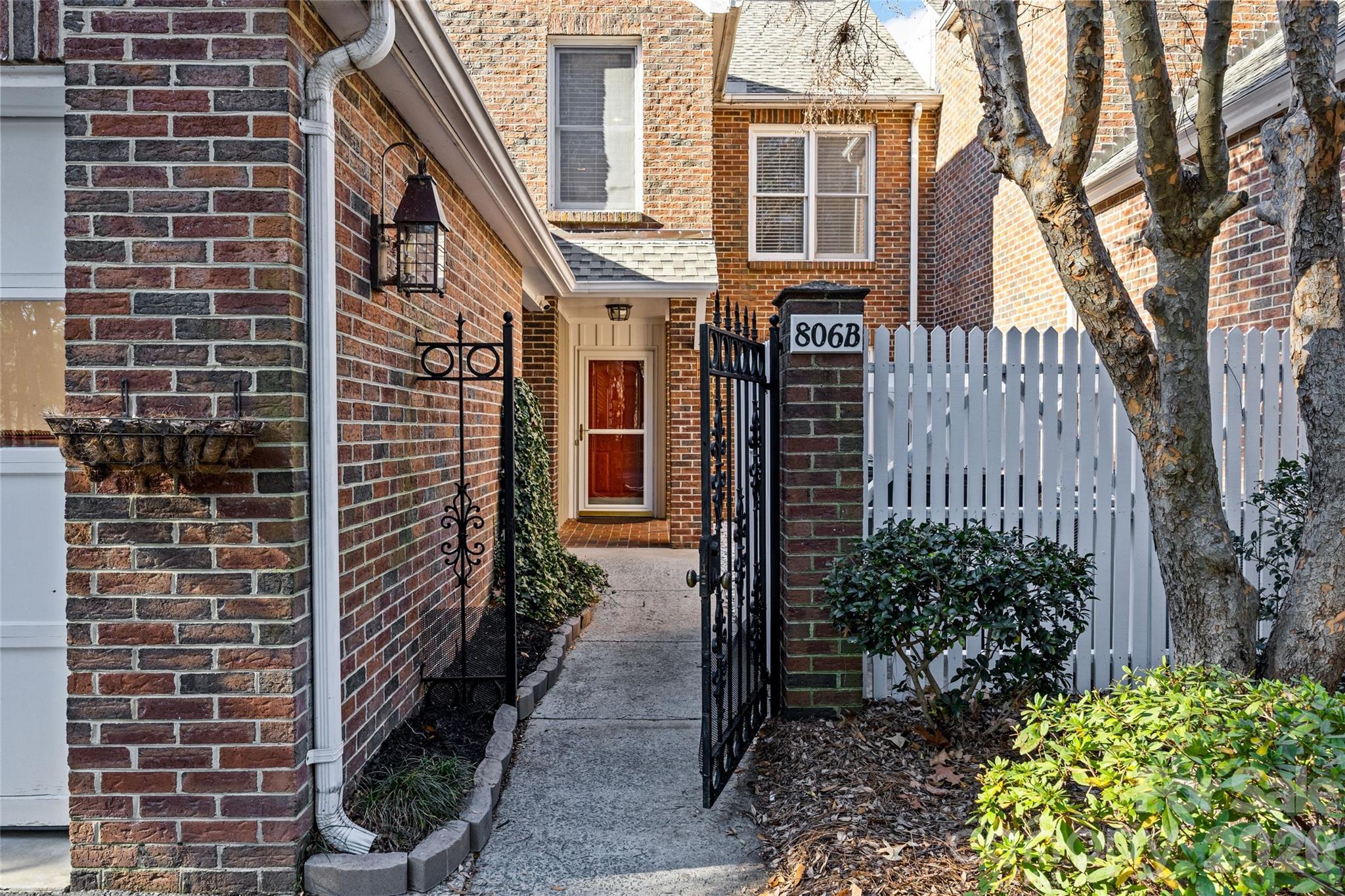 806 Colony Oaks Drive #B — Monroe