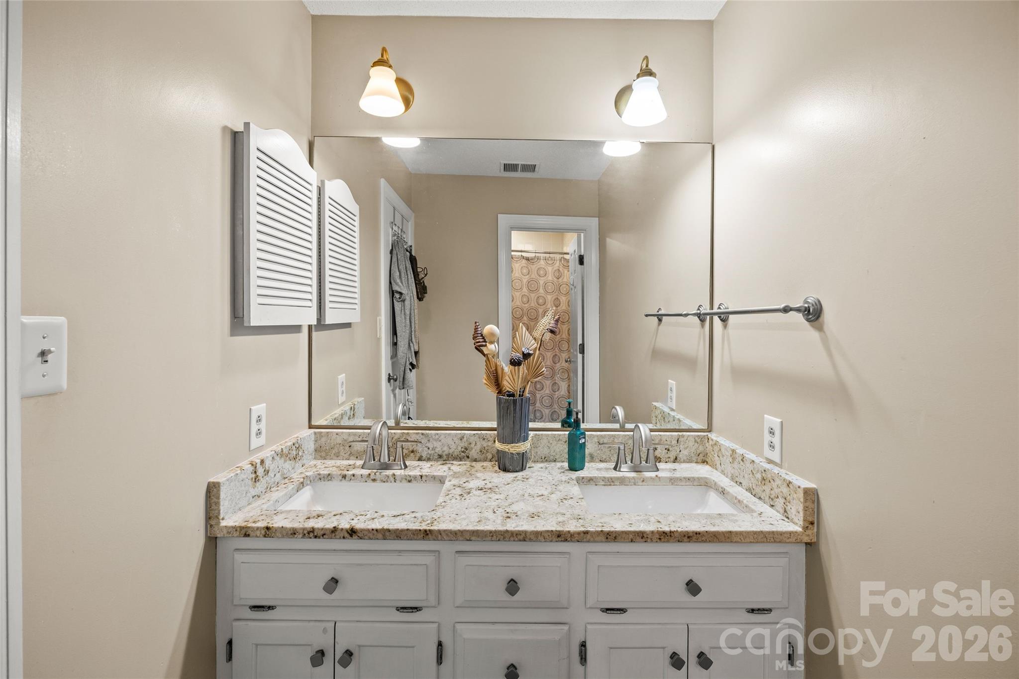 806 Colony Oaks Drive #B — Monroe