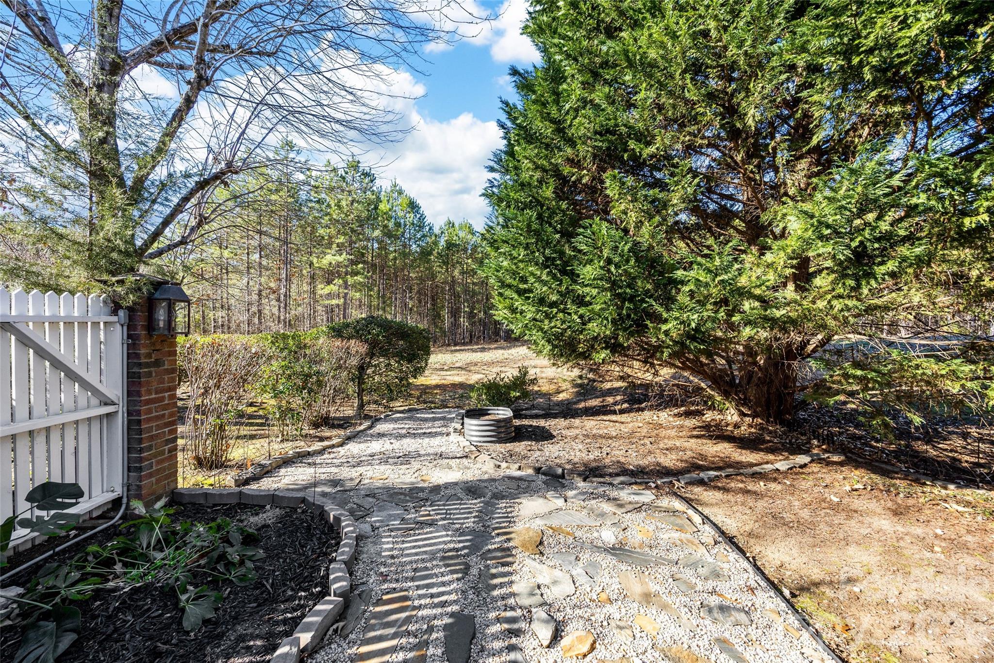 806 Colony Oaks Drive #B — Monroe