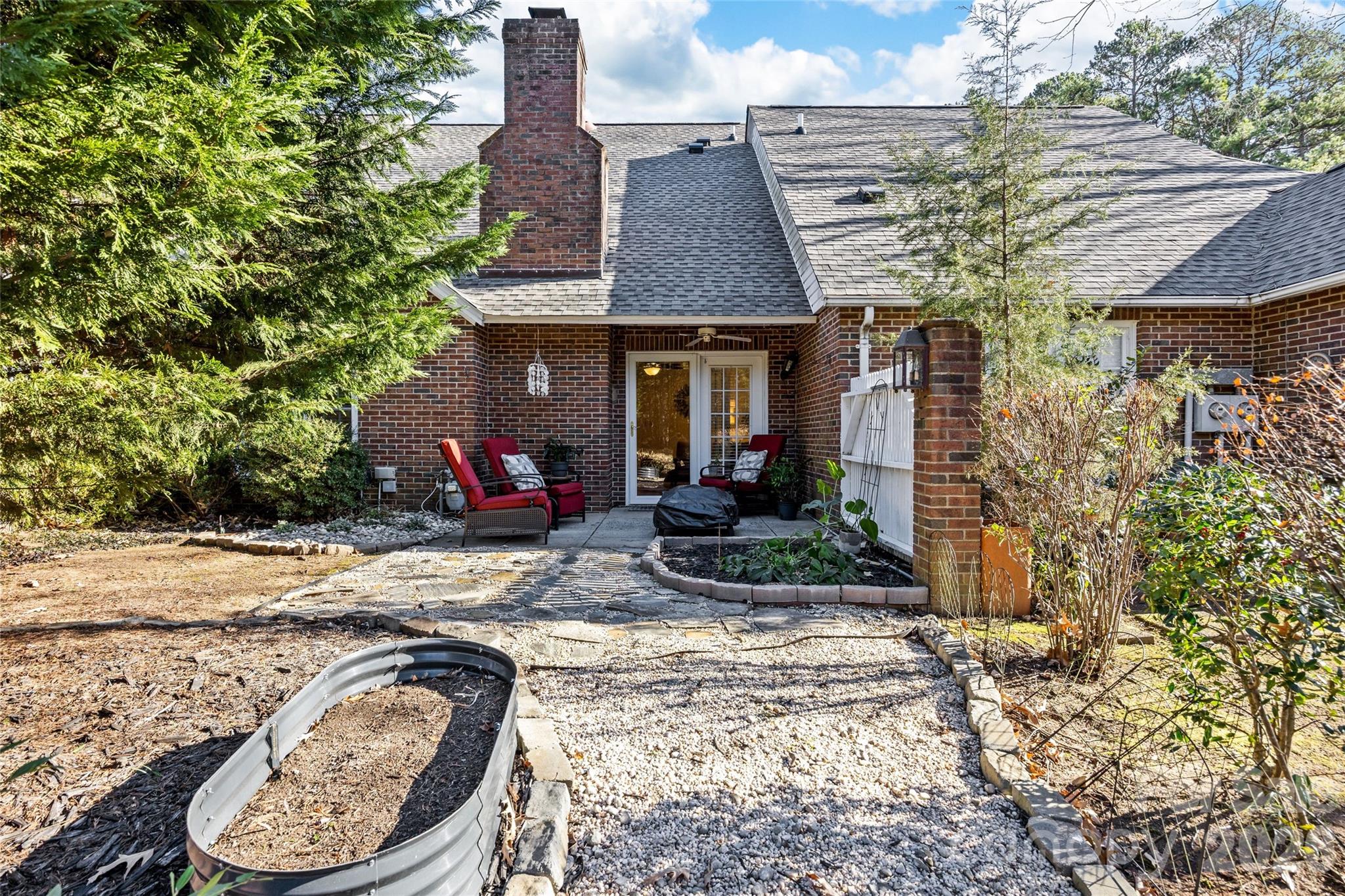 806 Colony Oaks Drive #B — Monroe