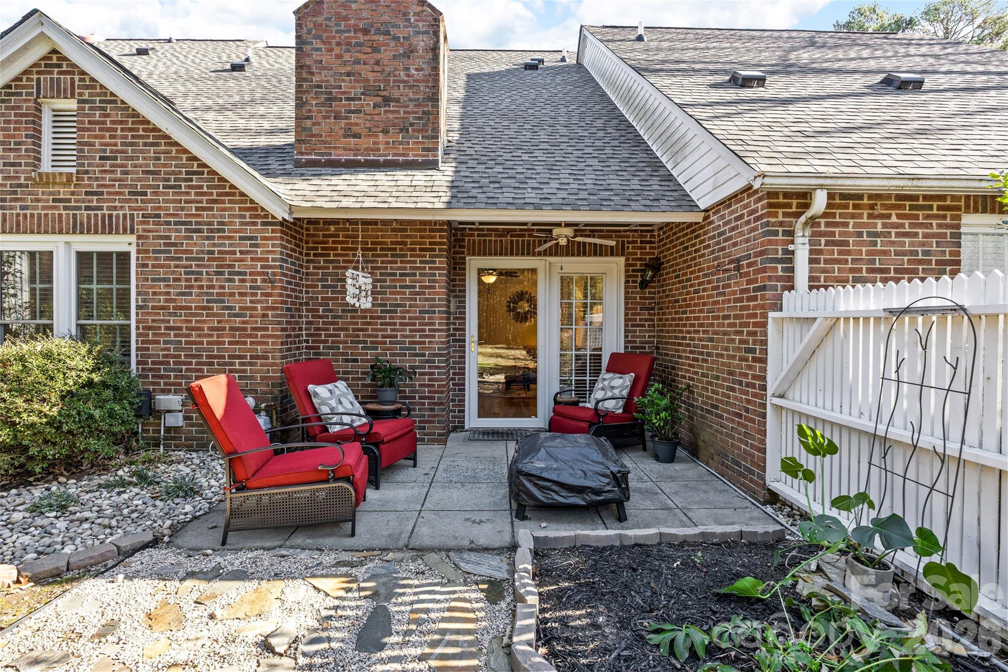 806 Colony Oaks Drive #B — Monroe