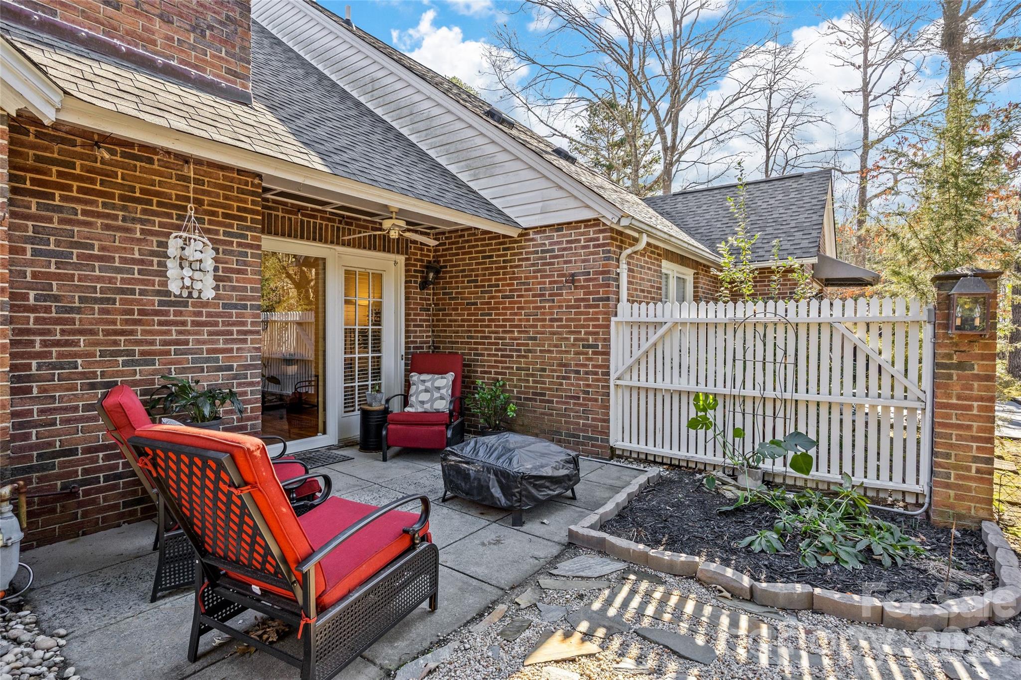 806 Colony Oaks Drive #B — Monroe