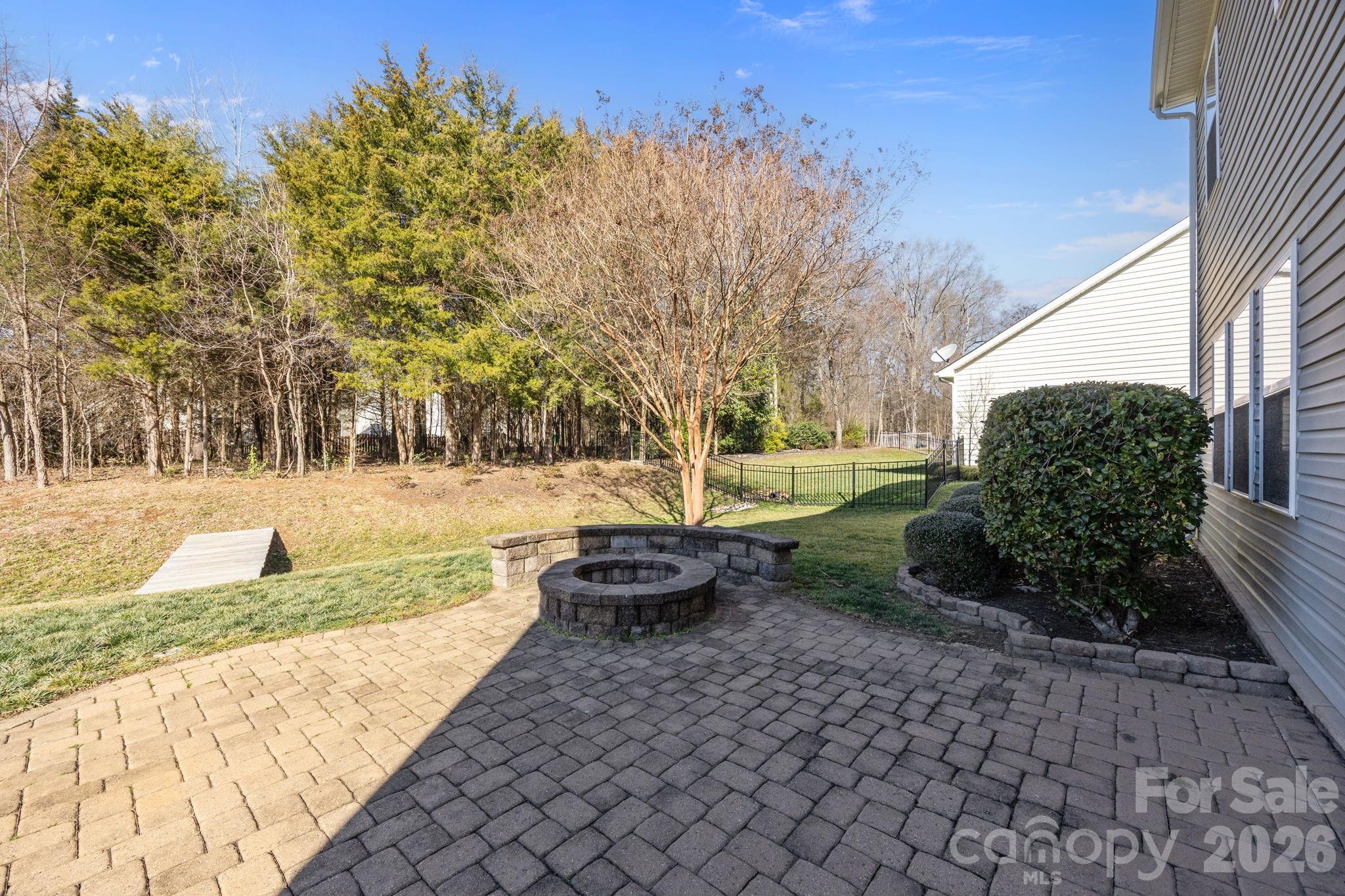 6111 Berewick Commons Parkway — Charlotte