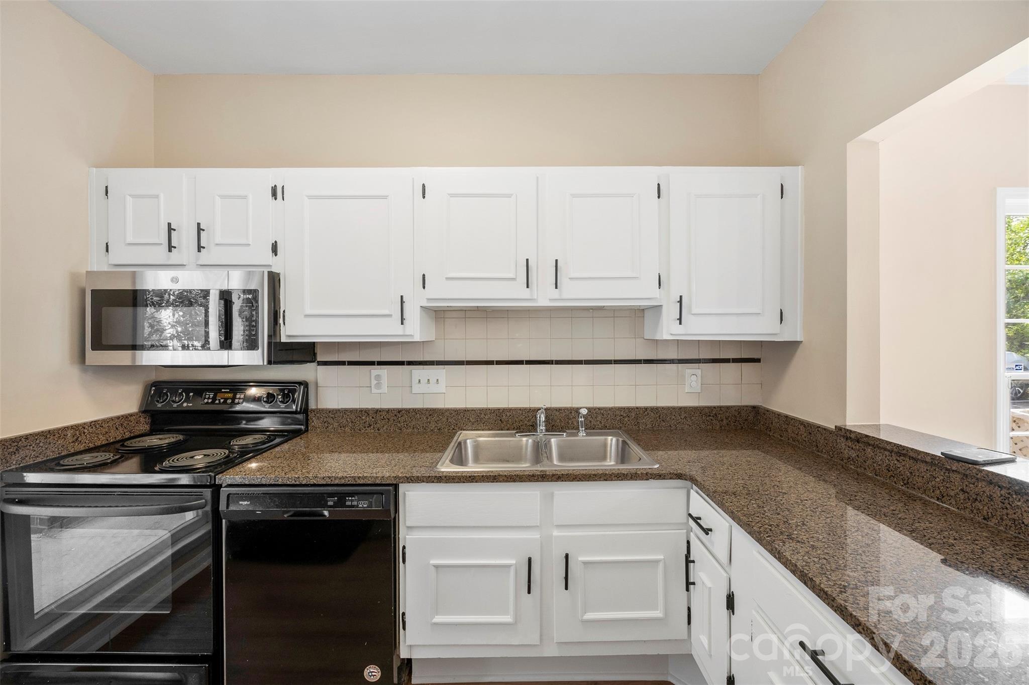 301 Queens Road #108 — Charlotte