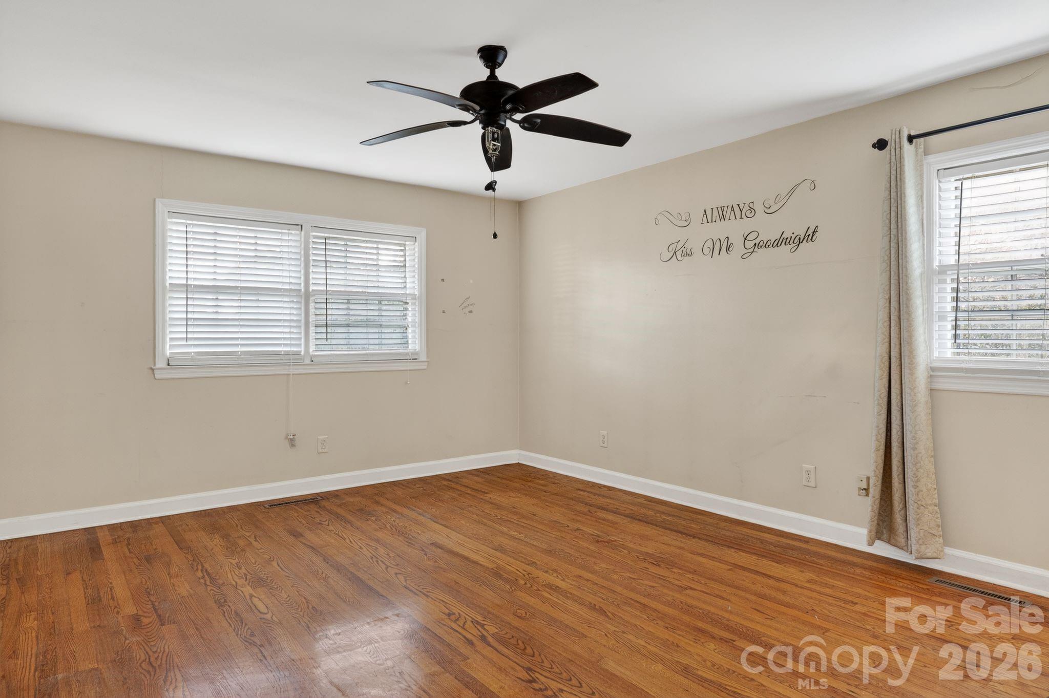 704 W 26th Street — Lumberton