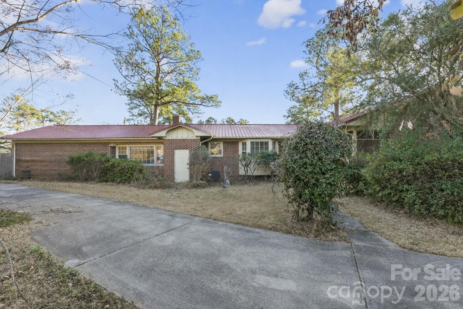 704 W 26th Street — Lumberton