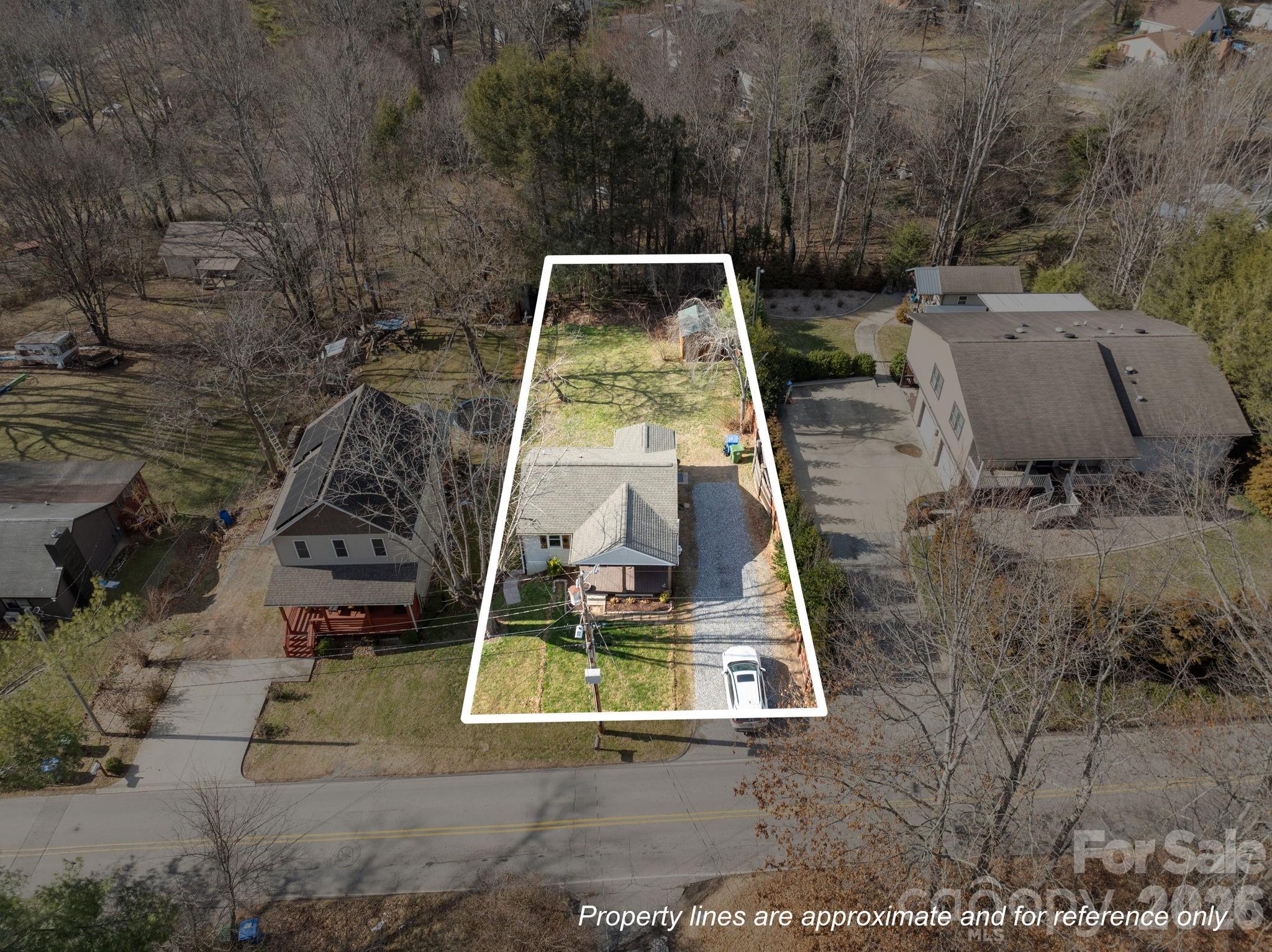 164 Lakeside Drive — Asheville