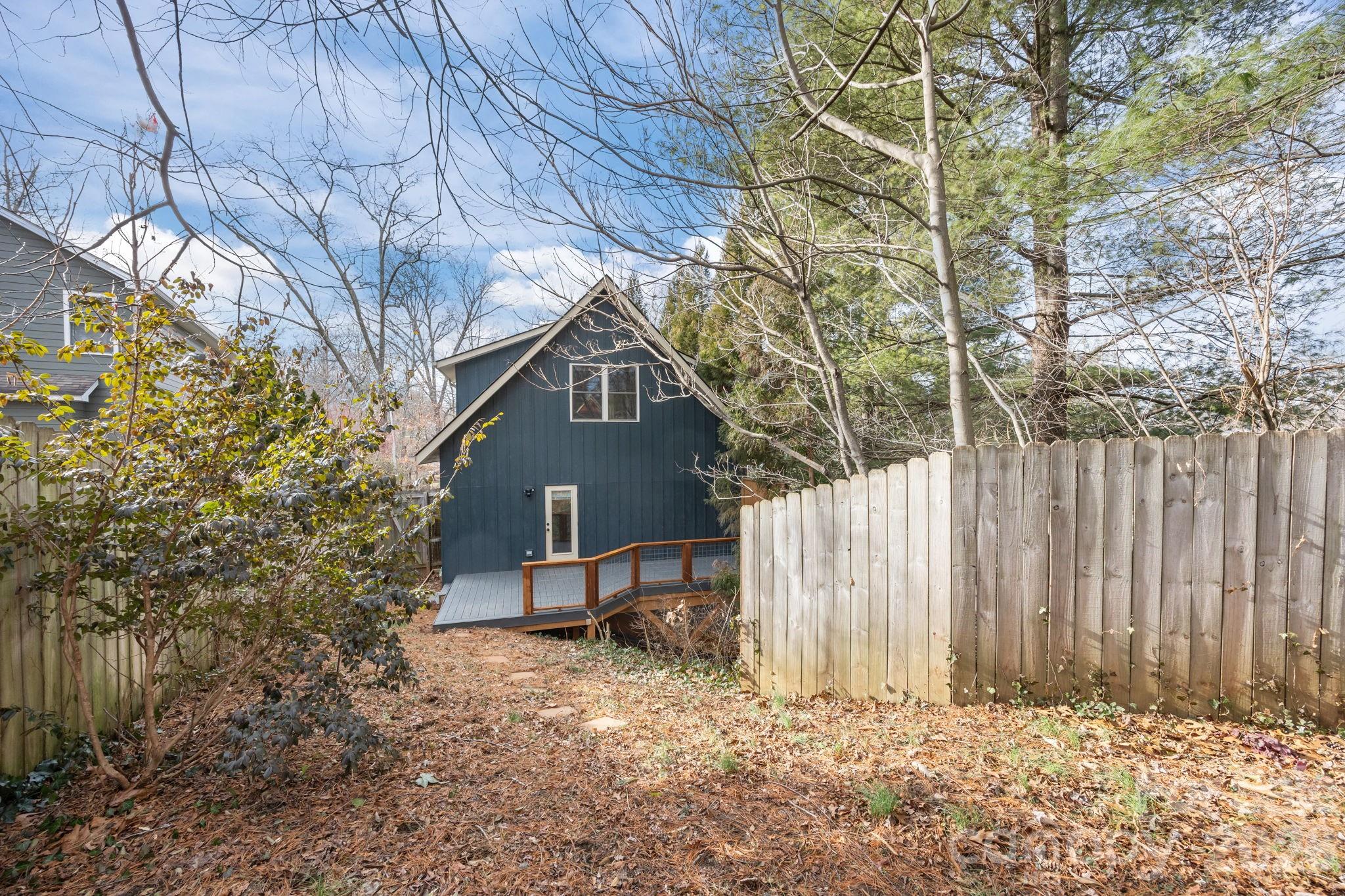 162 Deaver Street — Asheville