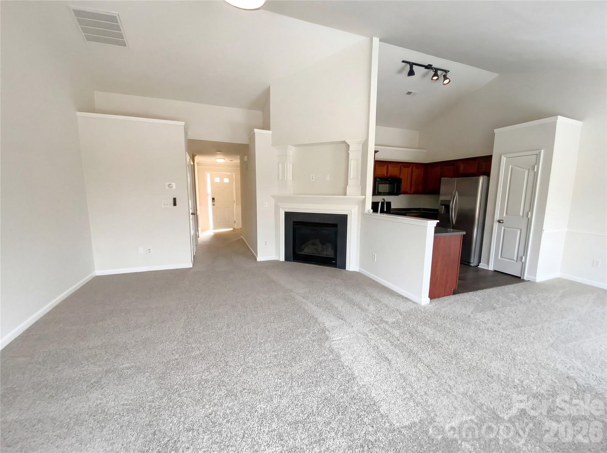 3727 Pimilico Trace Lane — Charlotte