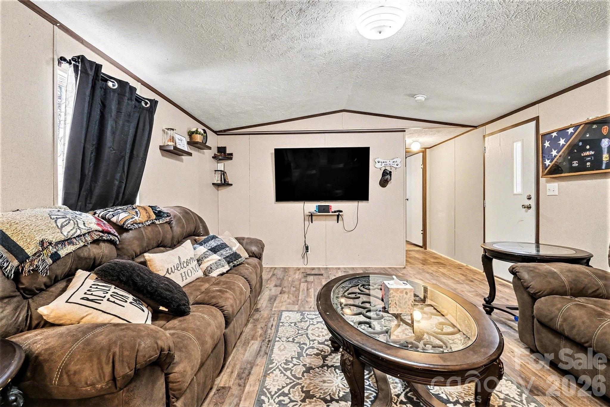1846 Apple Blossom Road — York