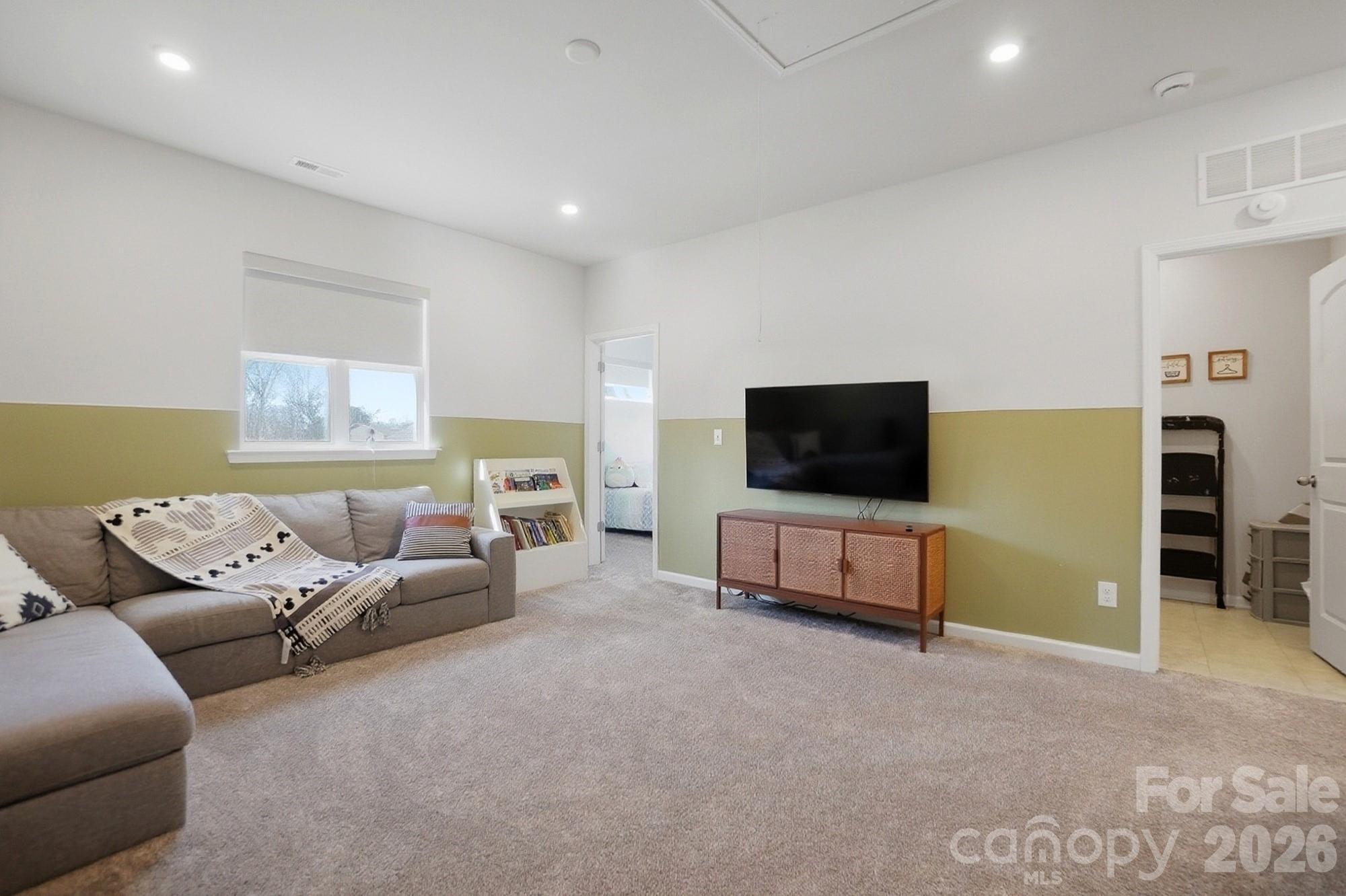5108 Kinsbridge Drive — Mint Hill