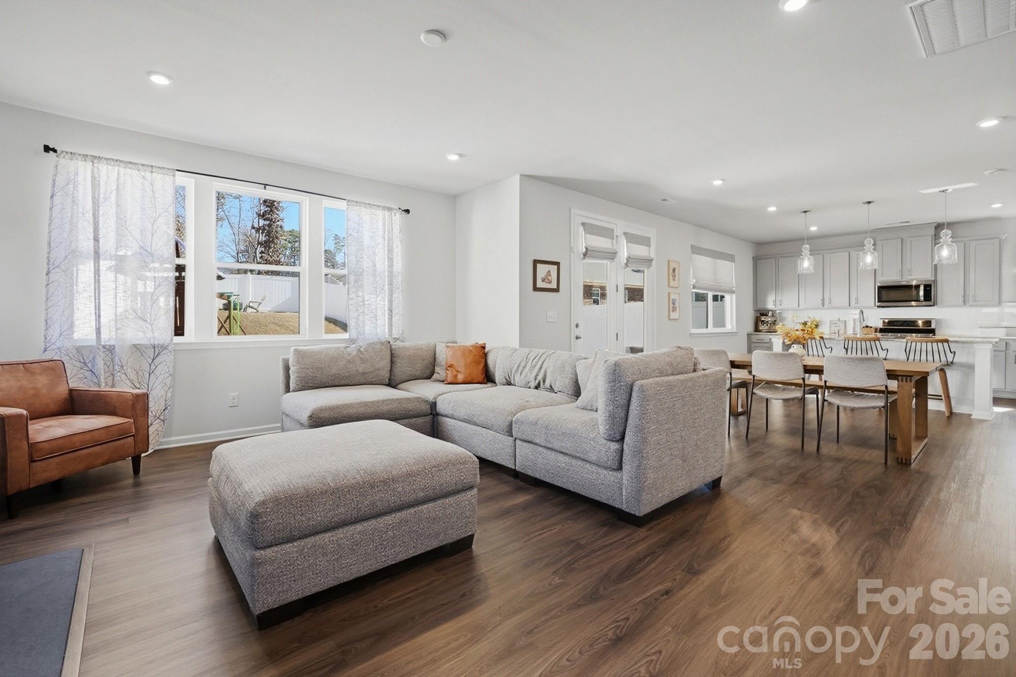 5108 Kinsbridge Drive — Mint Hill
