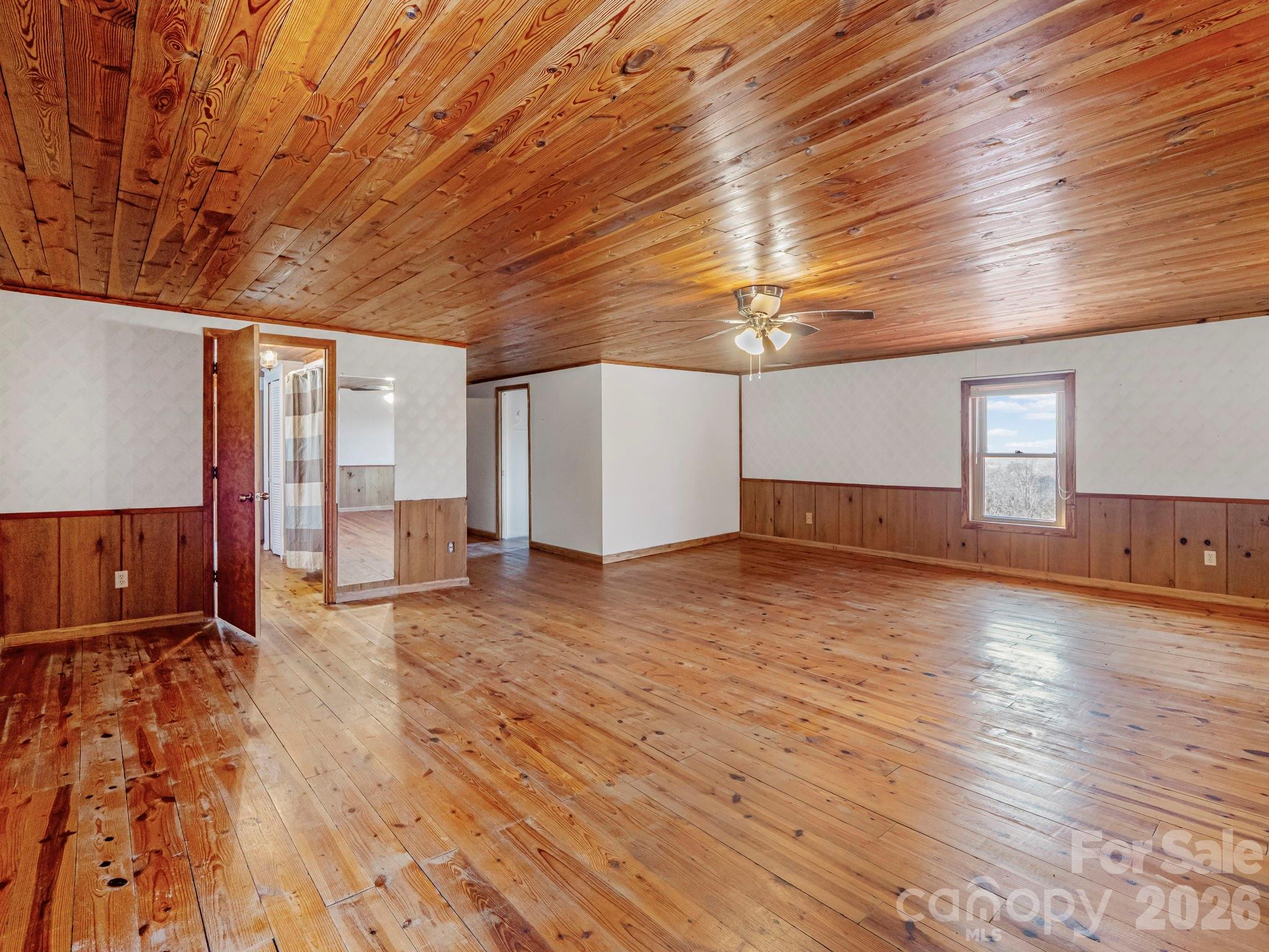 156 Carpenters Knob Drive — Lawndale
