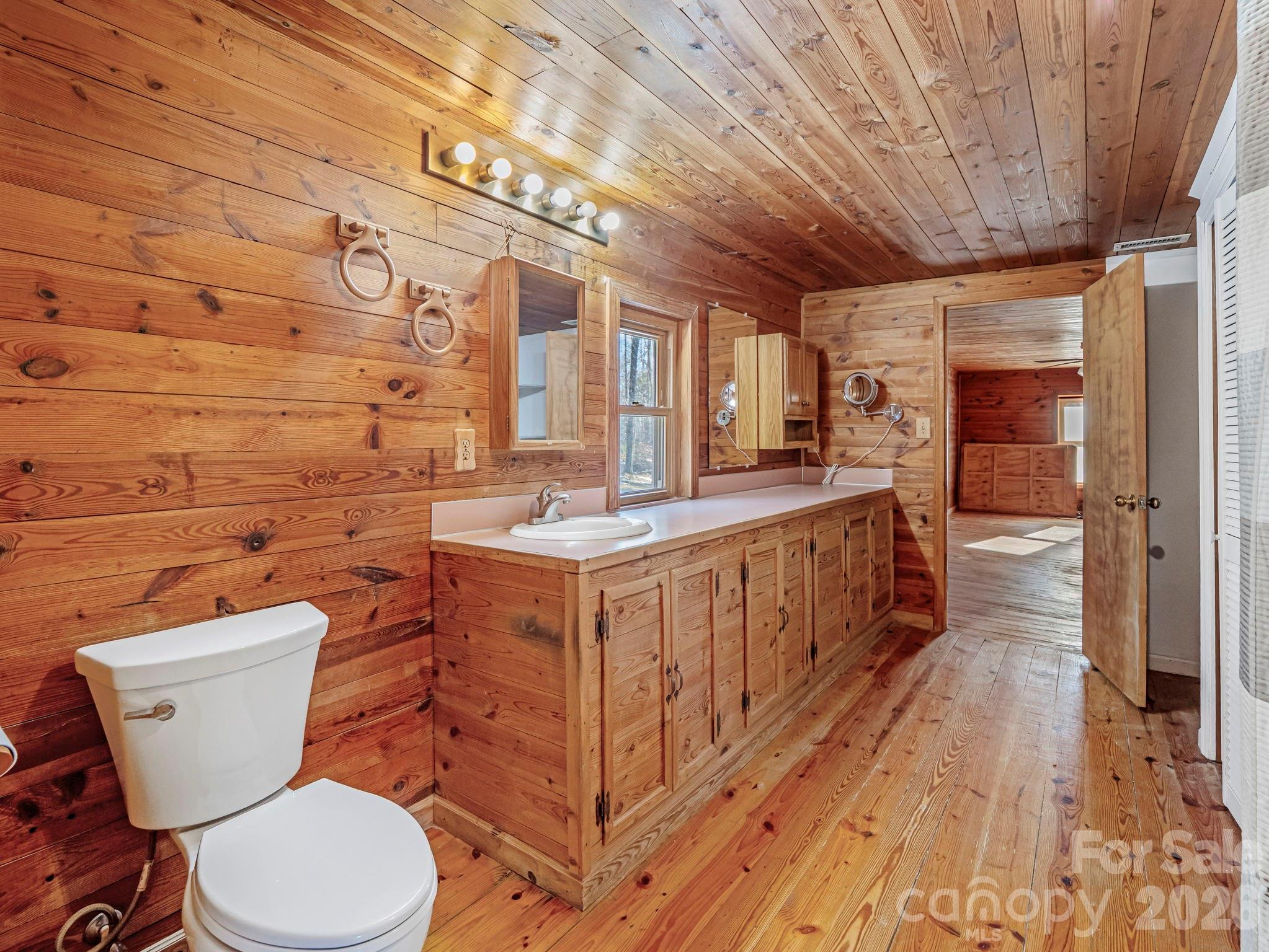 156 Carpenters Knob Drive — Lawndale