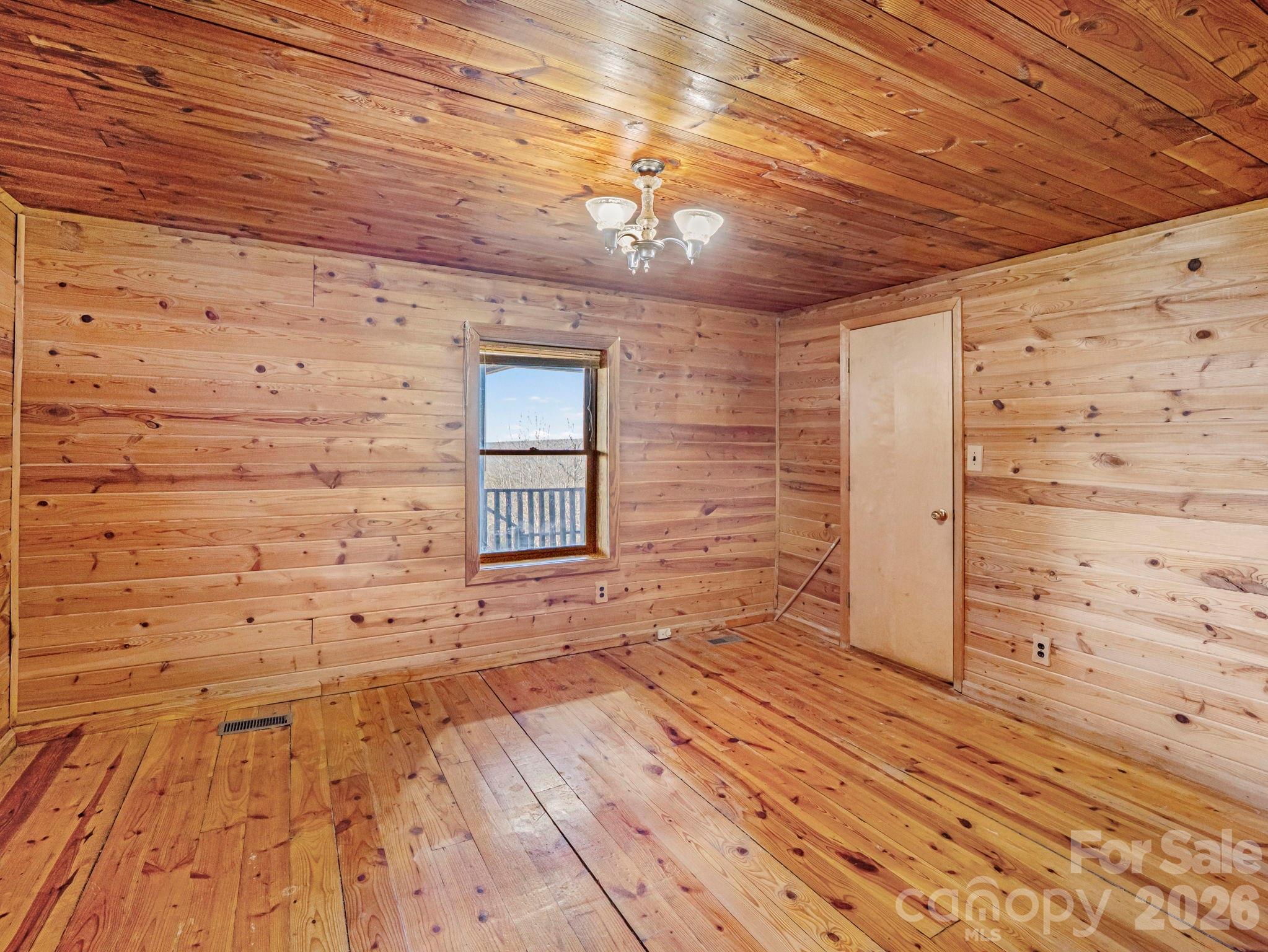 156 Carpenters Knob Drive — Lawndale