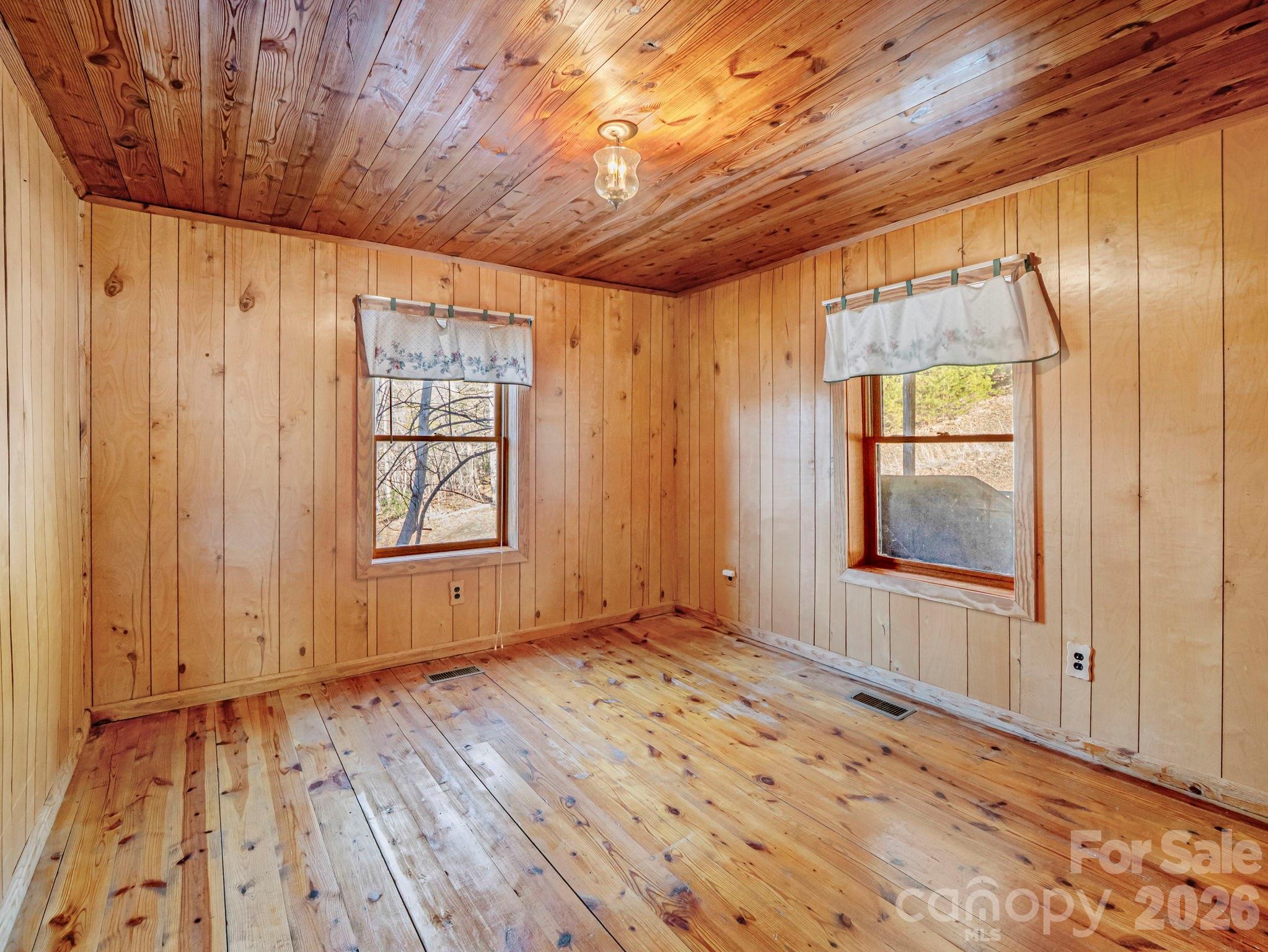 156 Carpenters Knob Drive — Lawndale