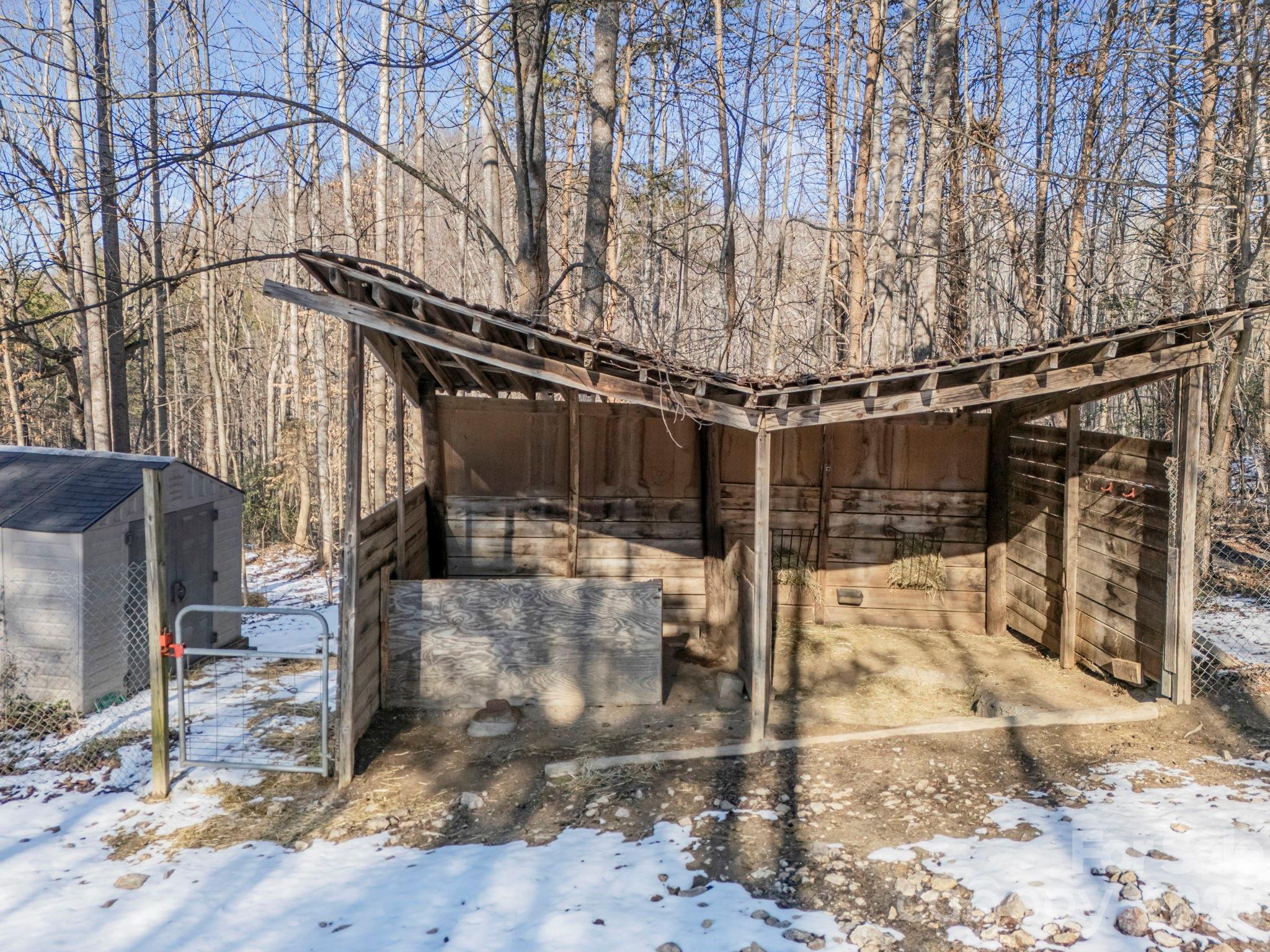 156 Carpenters Knob Drive — Lawndale