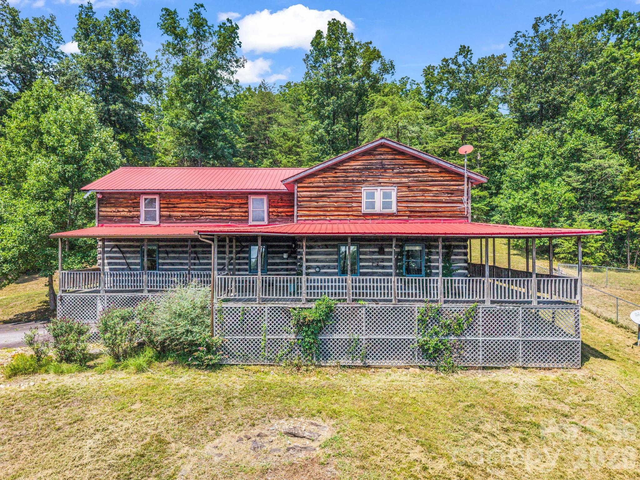 156 Carpenters Knob Drive — Lawndale