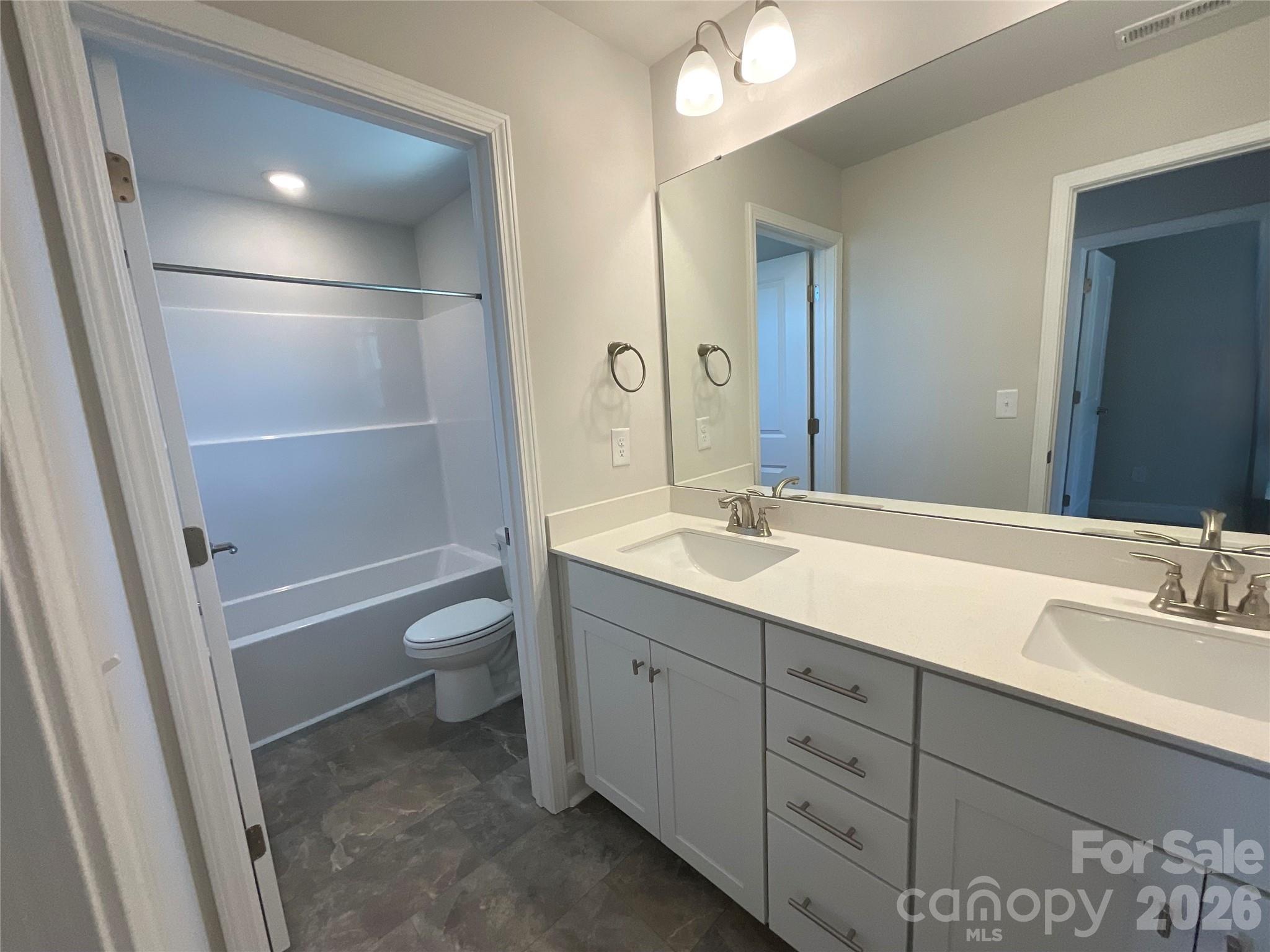 717 Inwood Hill Drive #95 — Gastonia