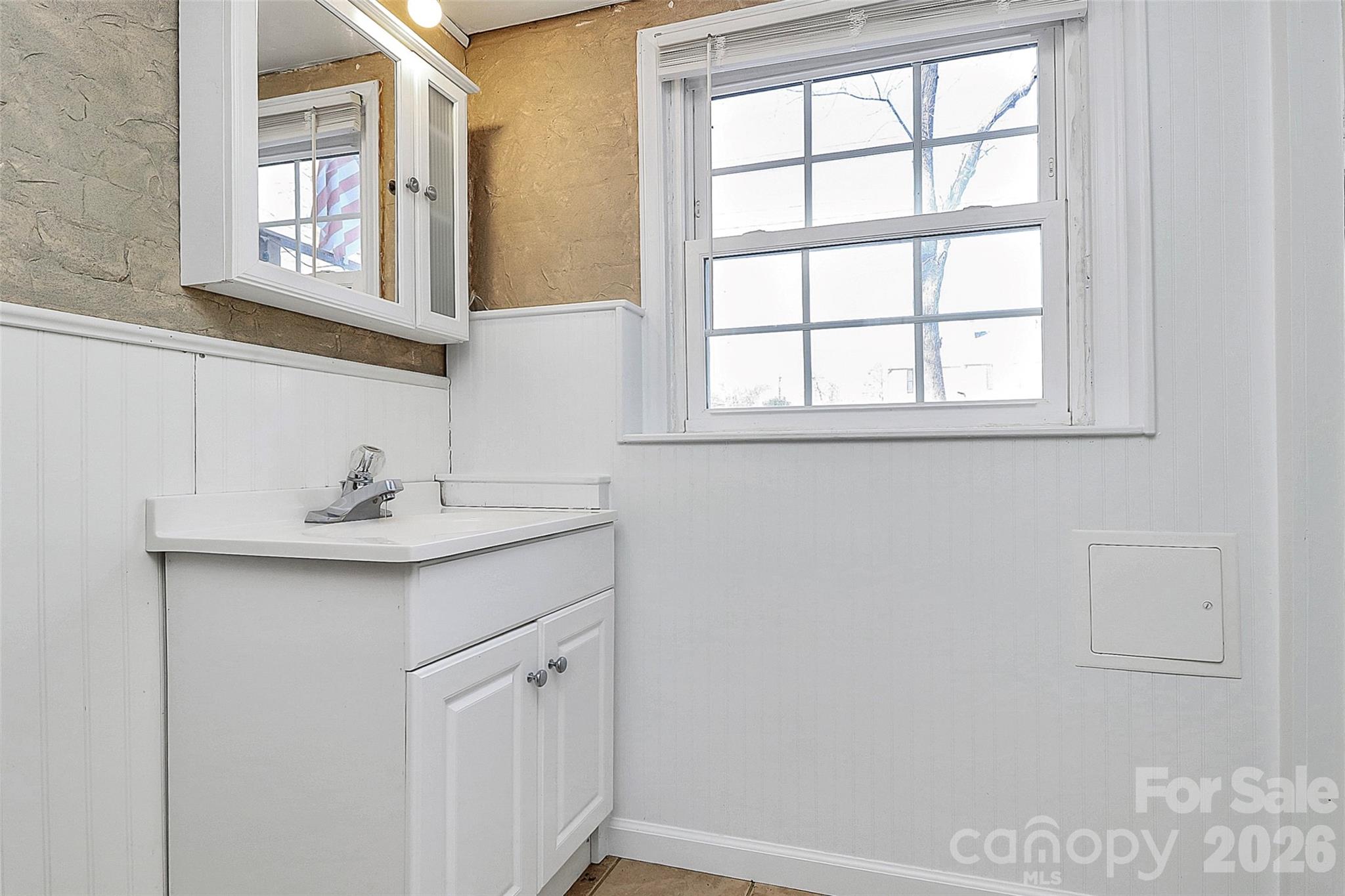 2111 Parkdale Avenue — Gastonia