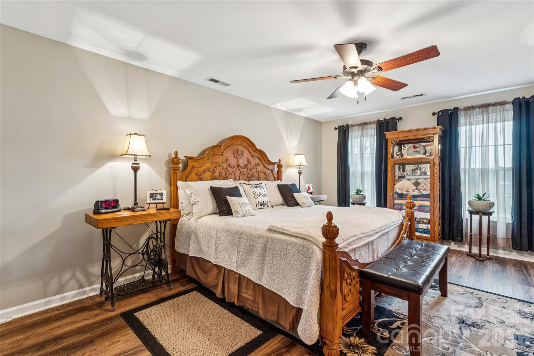 5220 Bridge Pointe Drive — Clemmons