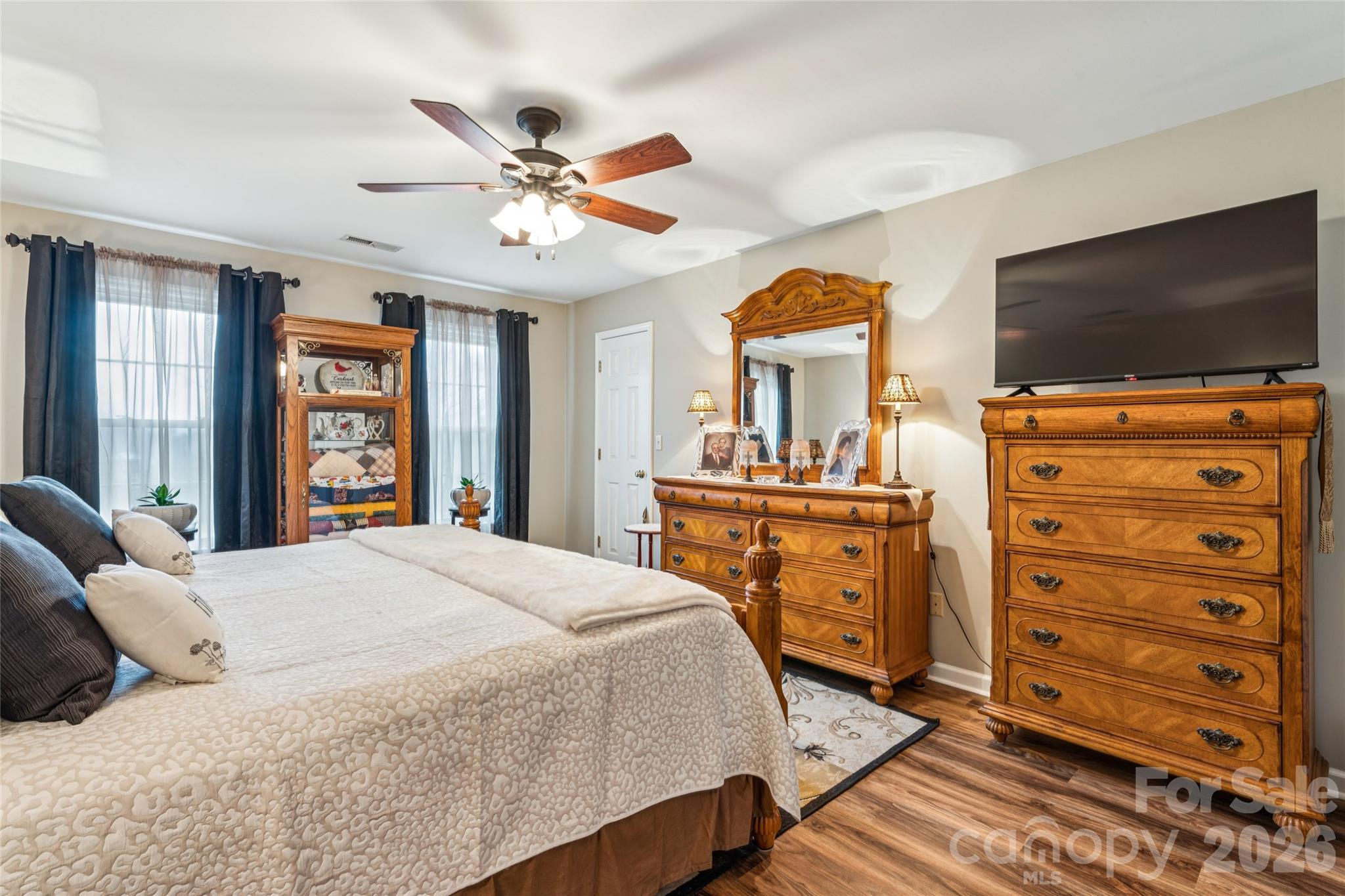 5220 Bridge Pointe Drive — Clemmons