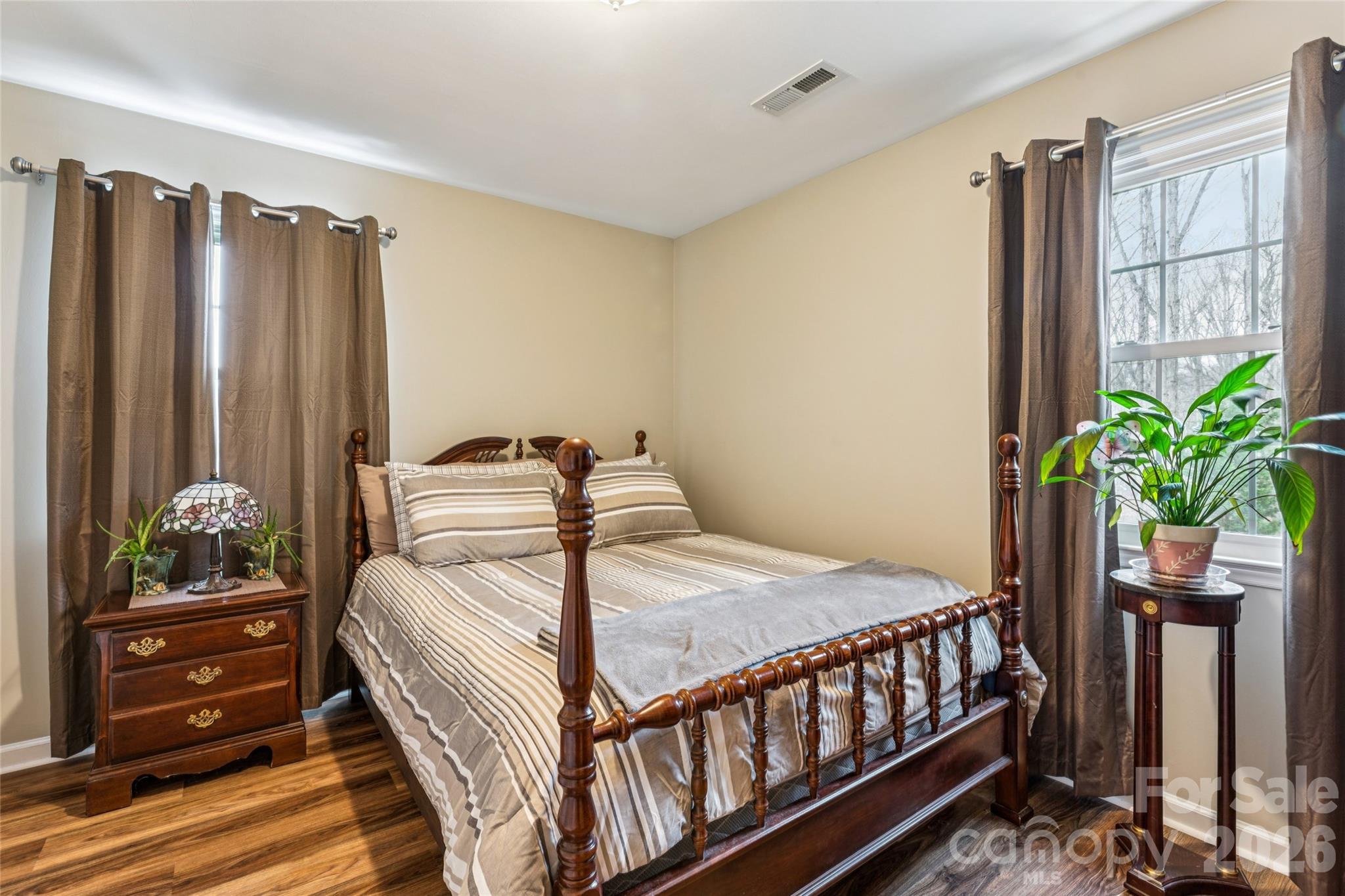 5220 Bridge Pointe Drive — Clemmons