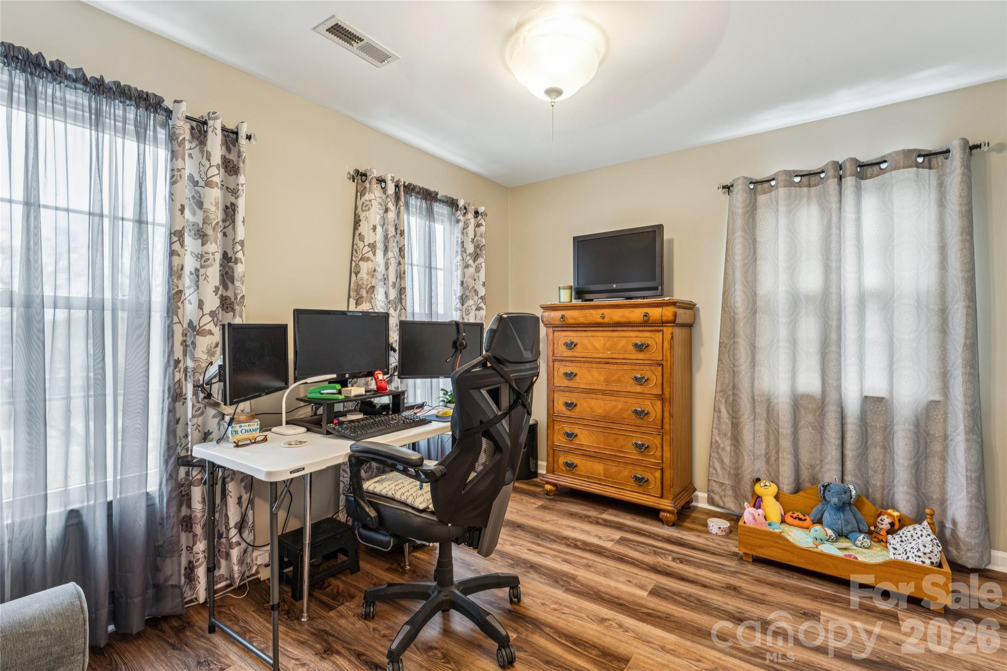 5220 Bridge Pointe Drive — Clemmons