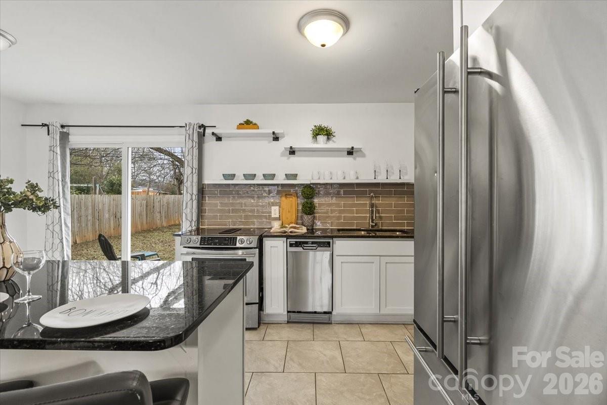 4930 Crestmont Drive — Charlotte