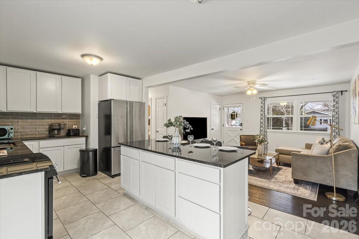 4930 Crestmont Drive — Charlotte