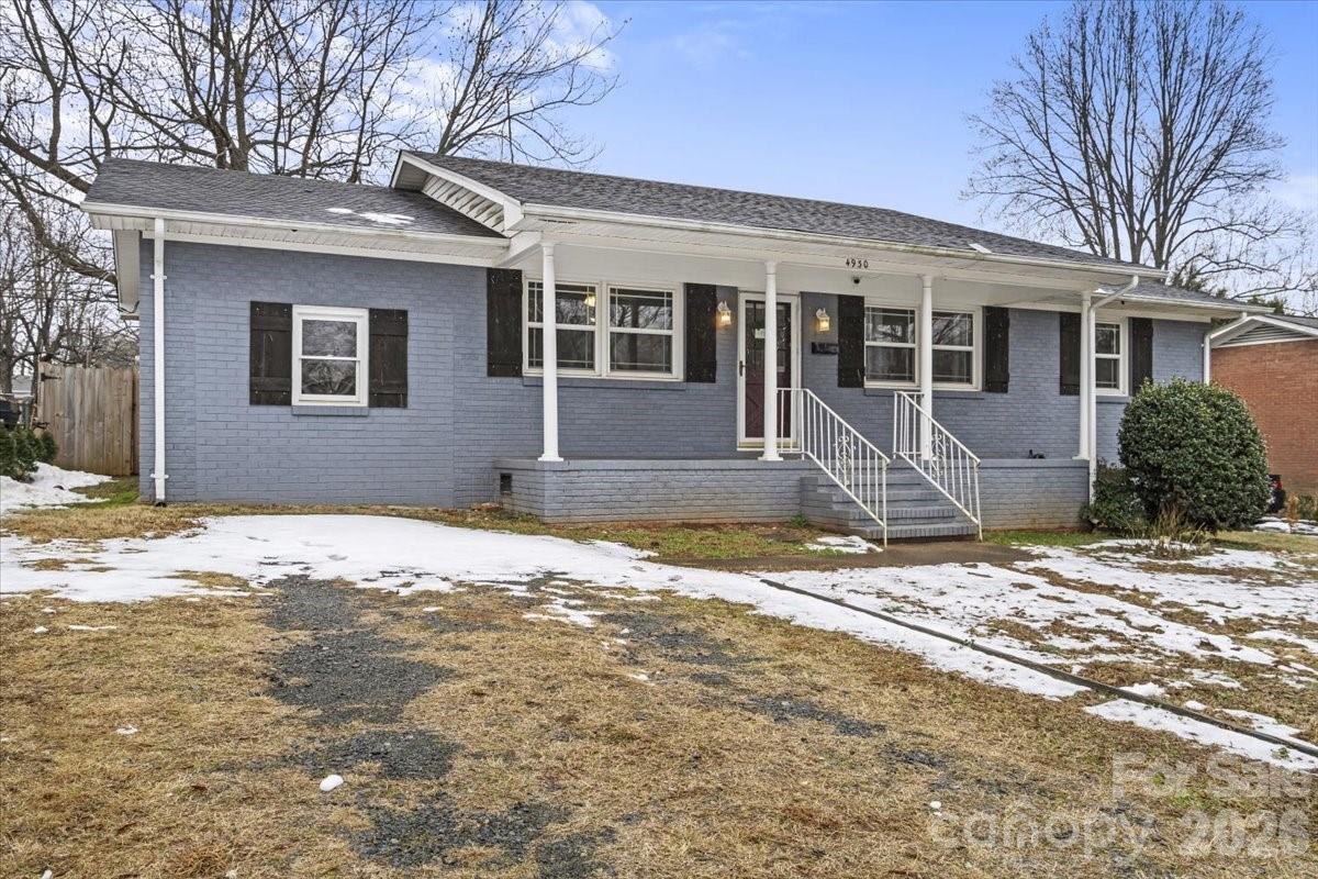 4930 Crestmont Drive — Charlotte