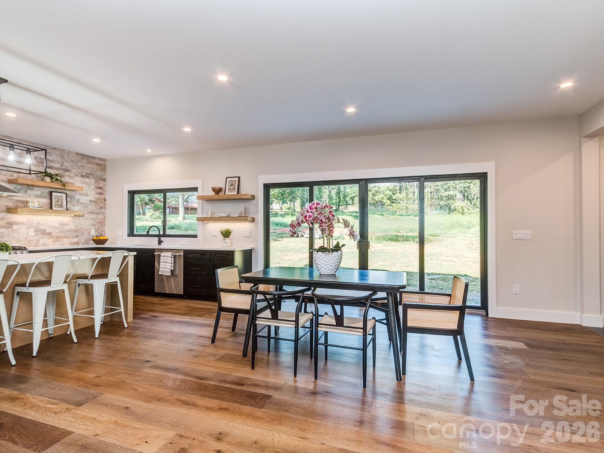 4899 Moonlite Bay Drive — Sherrills Ford